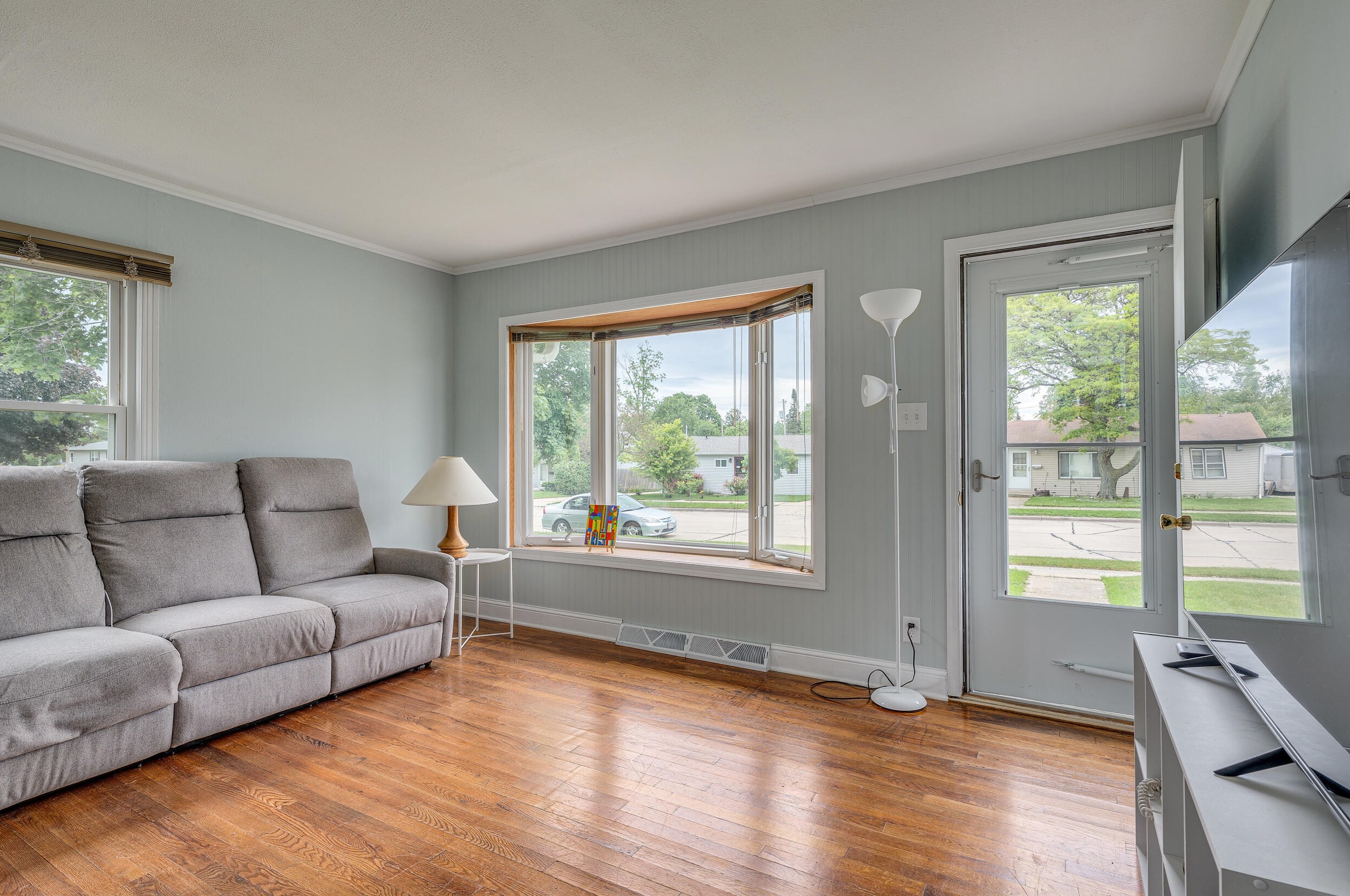 1756 Oregon St, Racine WI  53405-3636 exterior