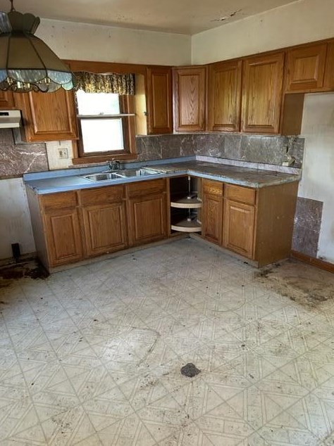 6108 W Boehlke Ave, Milwaukee, WI 53223