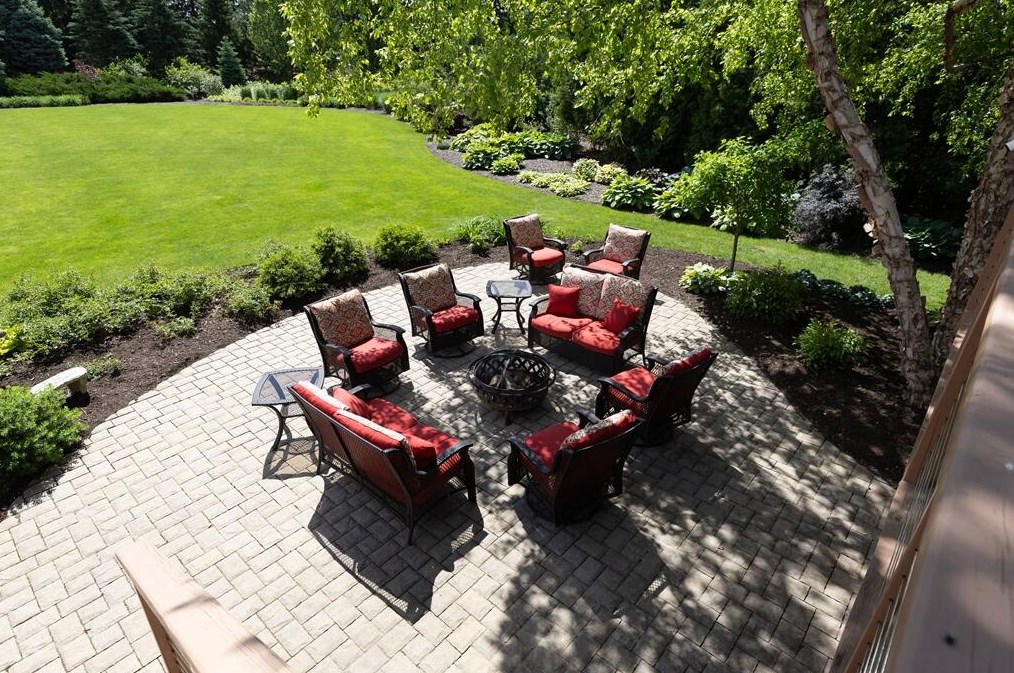 177 Maple Dr, Plymouth WI 53073-4059 exterior