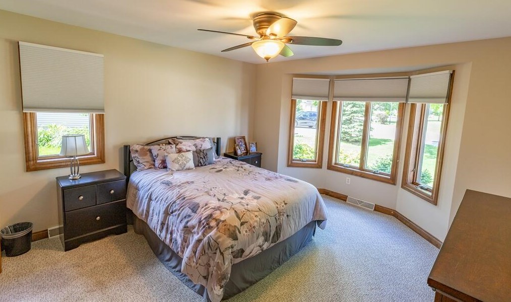 177 Maple Dr, Plymouth WI 53073-4059 exterior