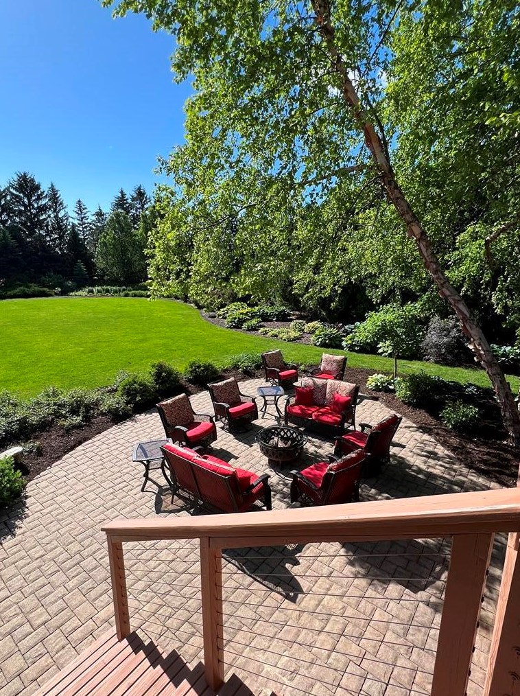 177 Maple Dr, Plymouth WI 53073-4059 exterior