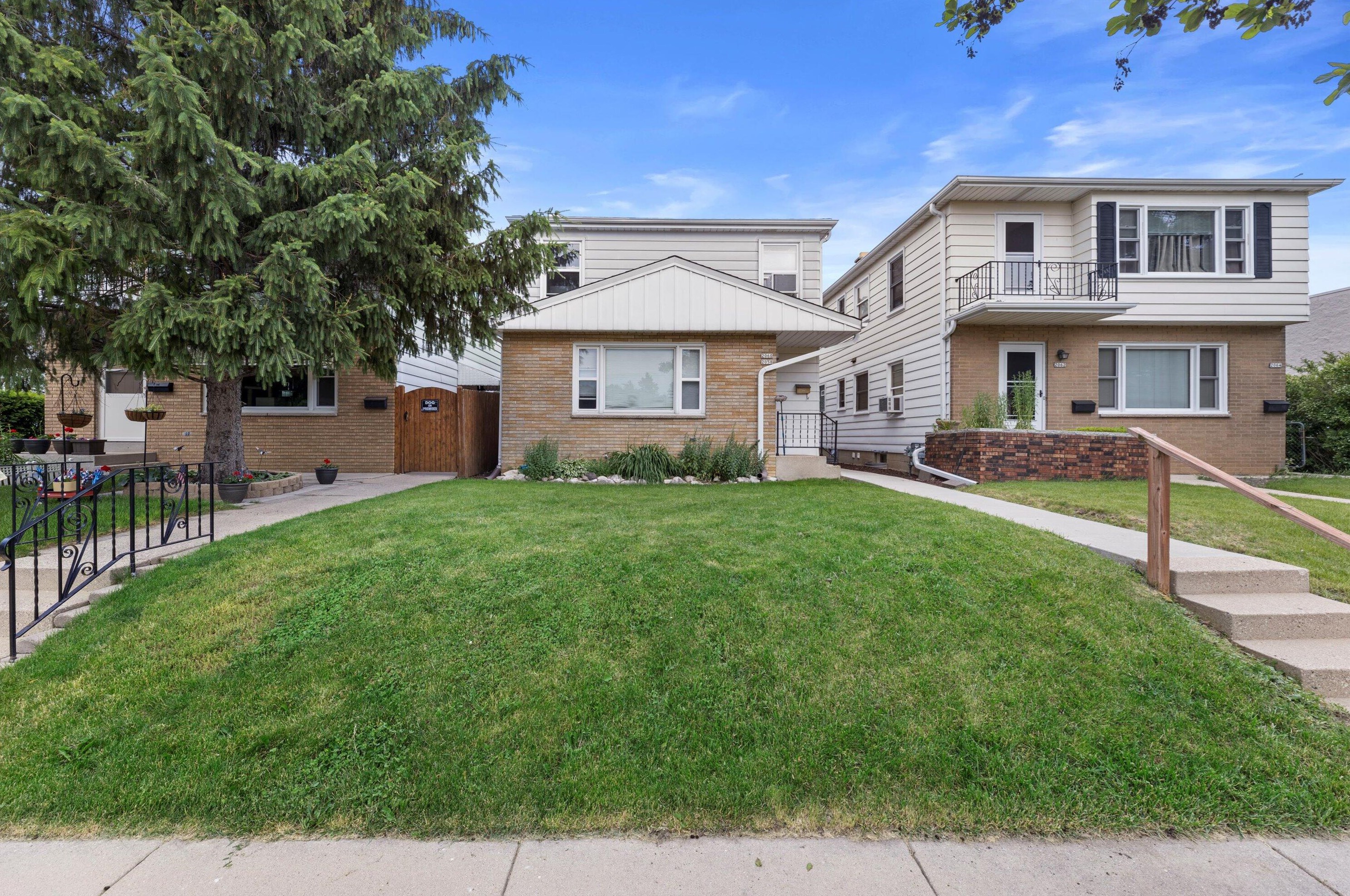 2058 56th St, Milwaukee WI 53219-1506 exterior