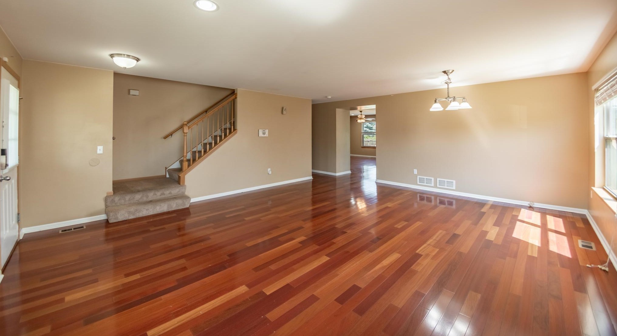 11308 61st St, Kenosha, WI 53142