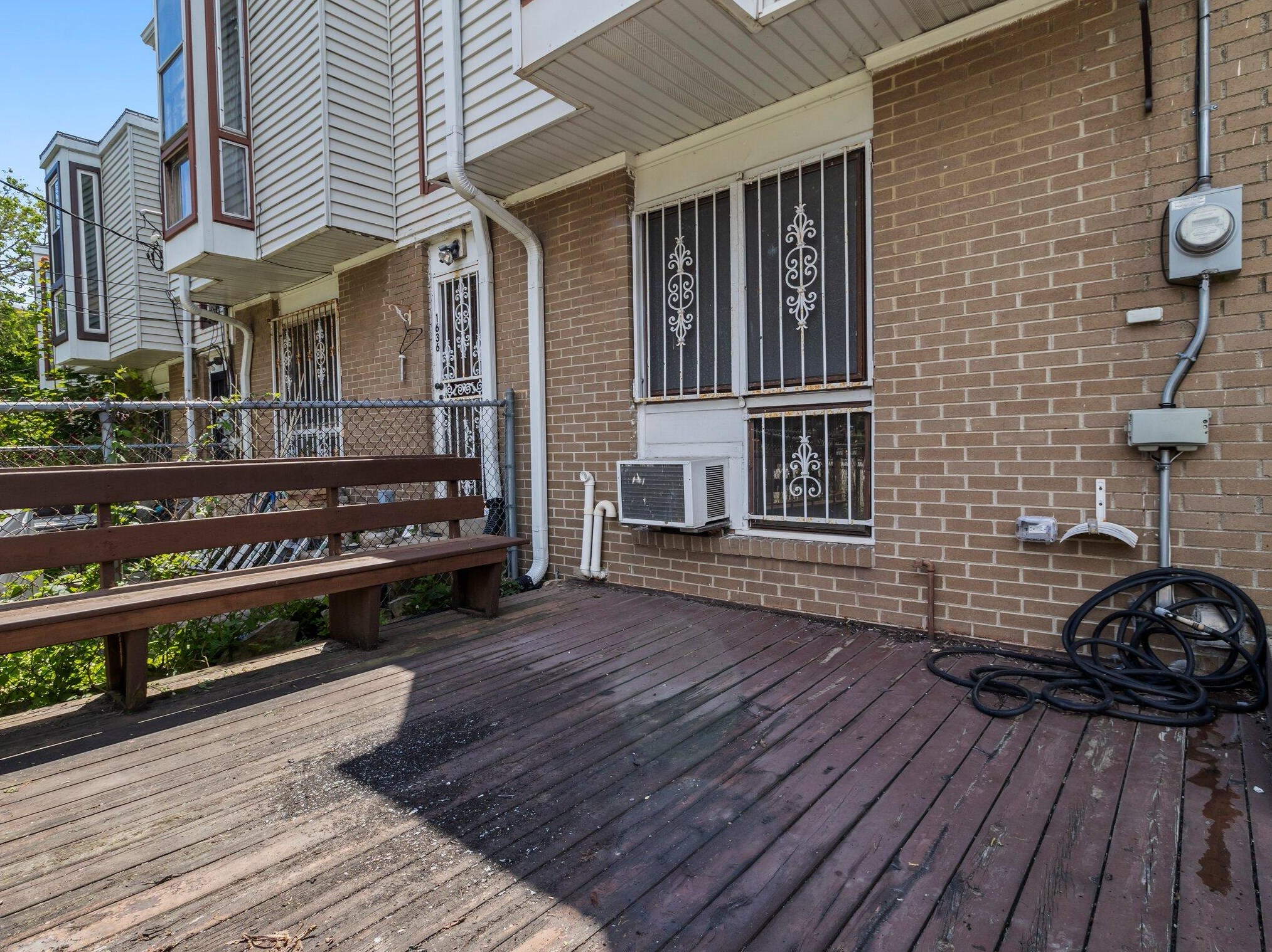 1638 Mayflower Ct, Milwaukee WI 53205-2265 exterior