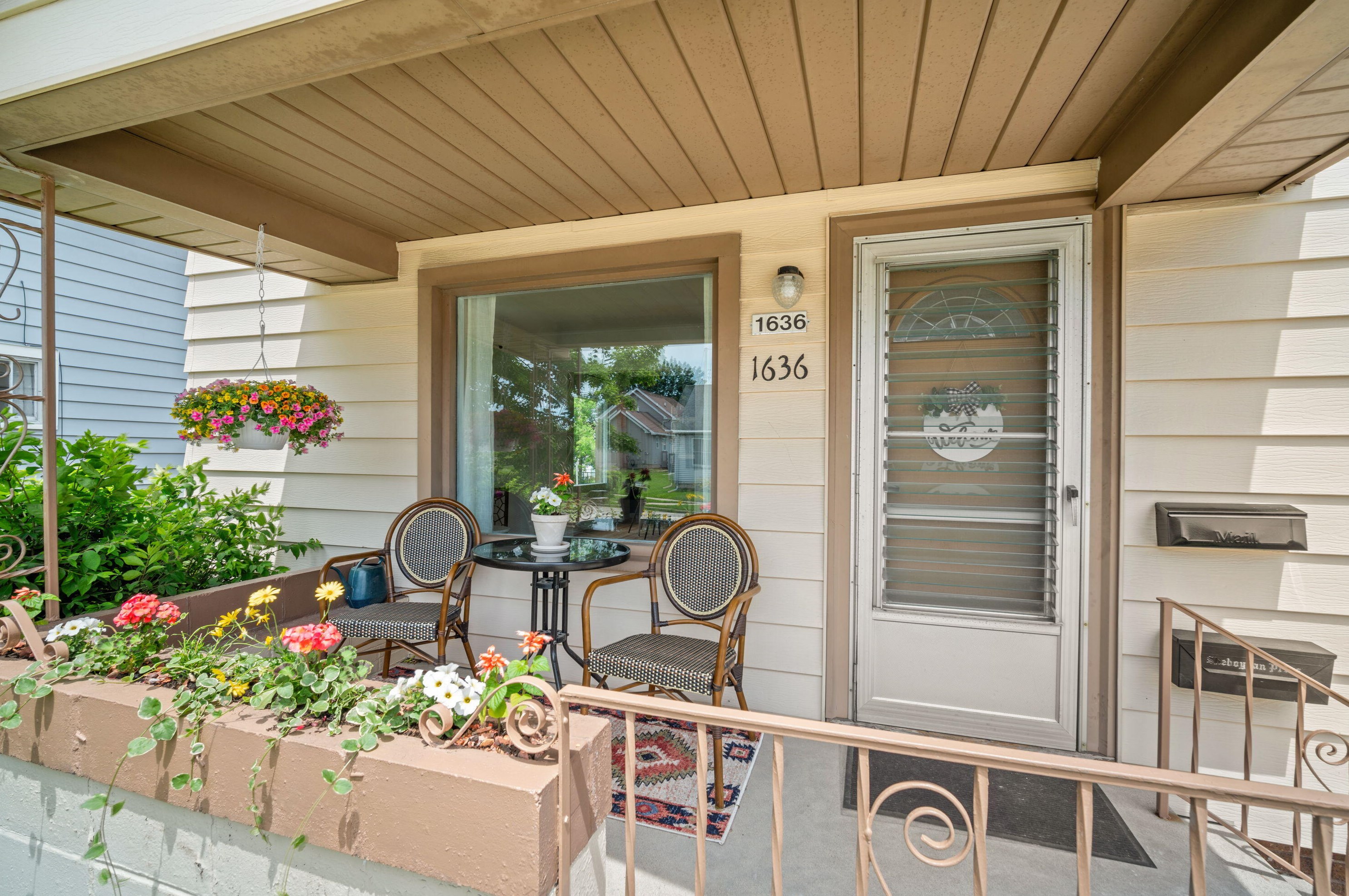 1636 Main Ave, Sheboygan, WI 53083