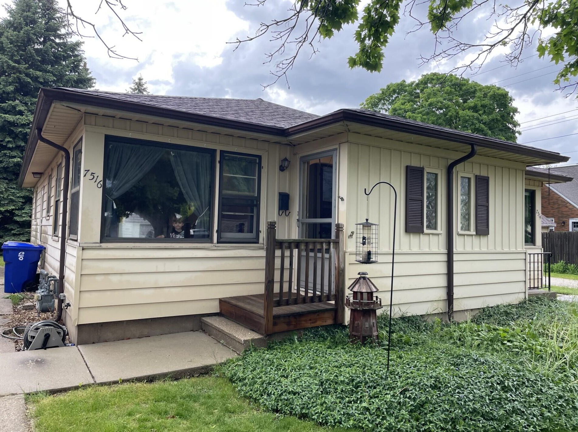 7514 33rd Ave, Kenosha, WI 53142