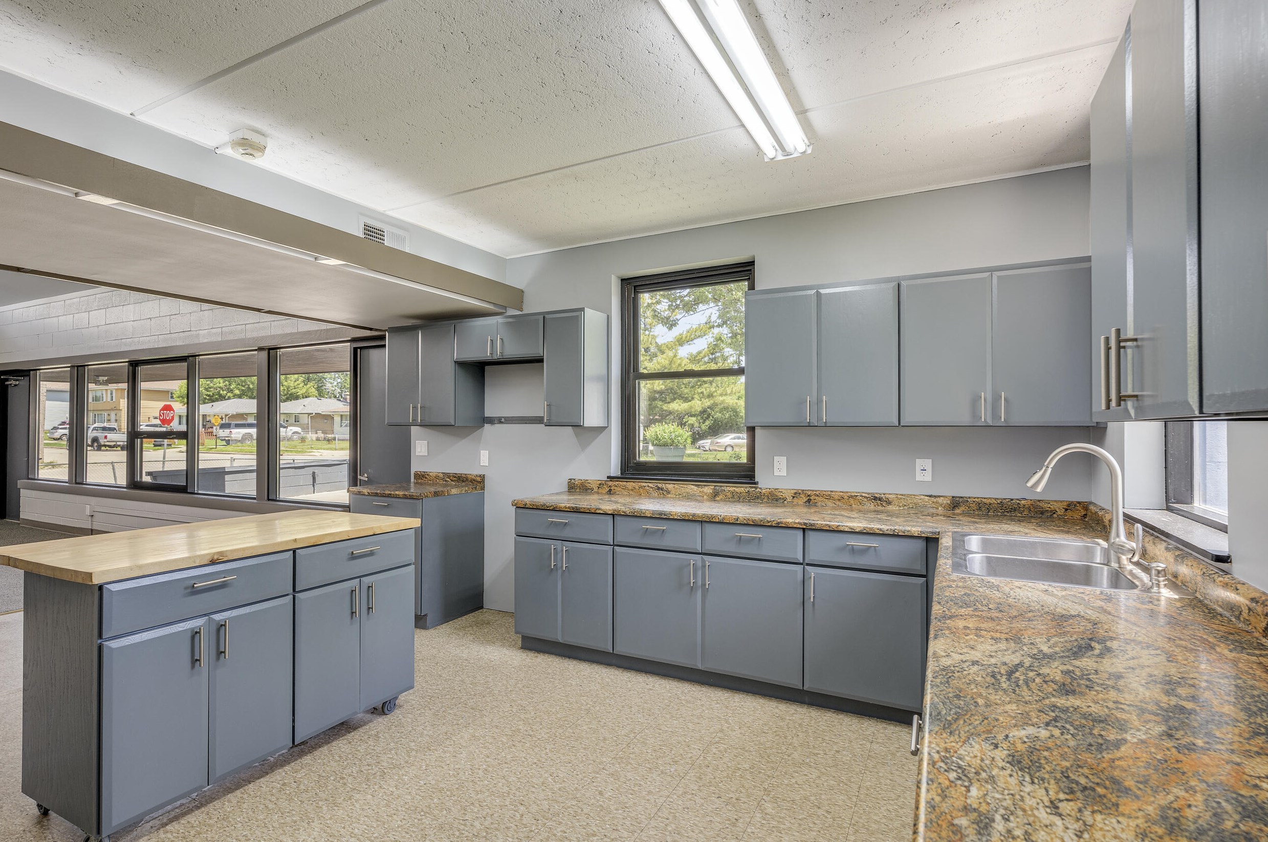 4004 29 Ave, Kenosha WI 53143-5665 exterior