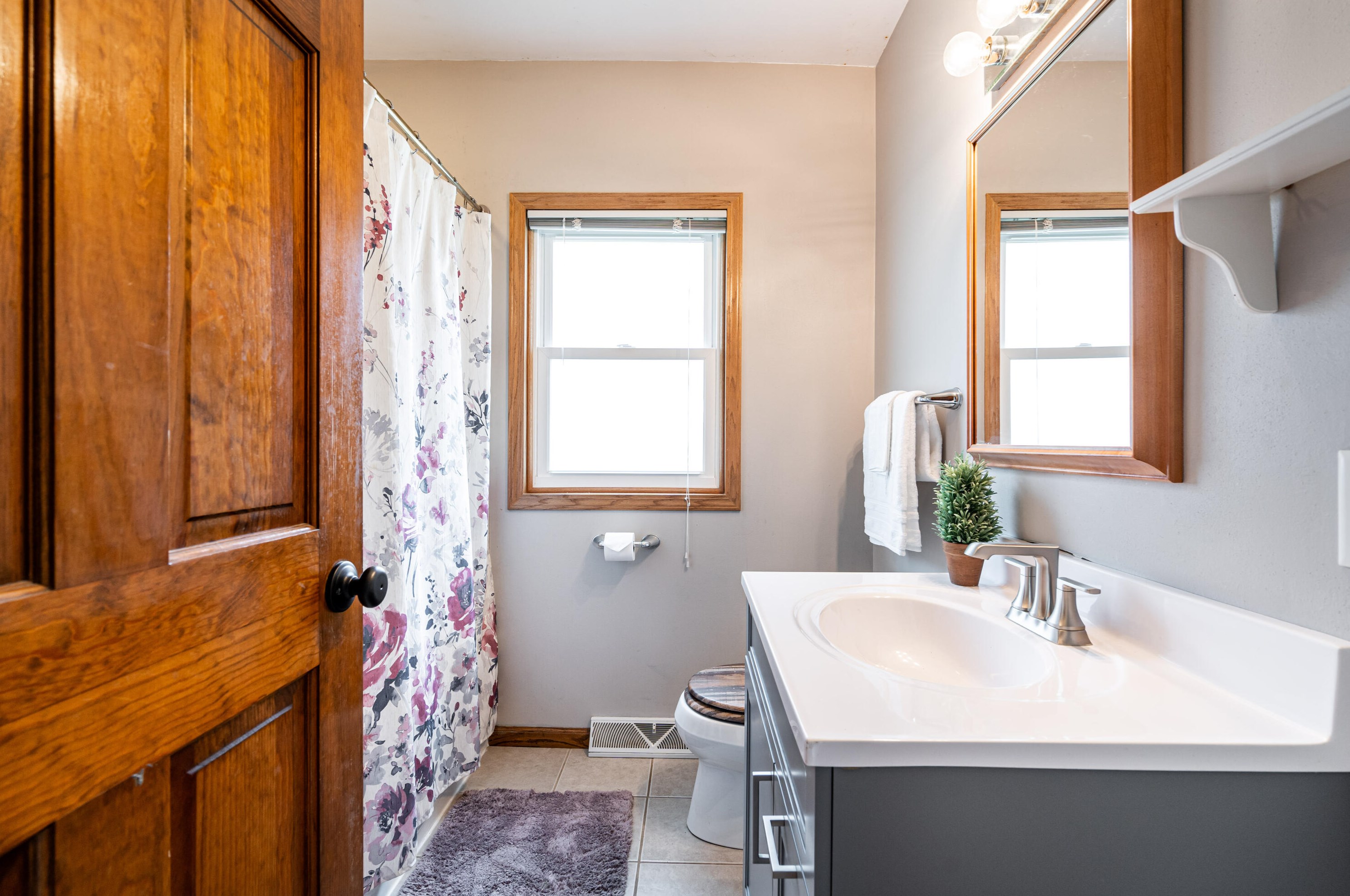 609 60th St, Milwaukee WI  53213-4116 exterior