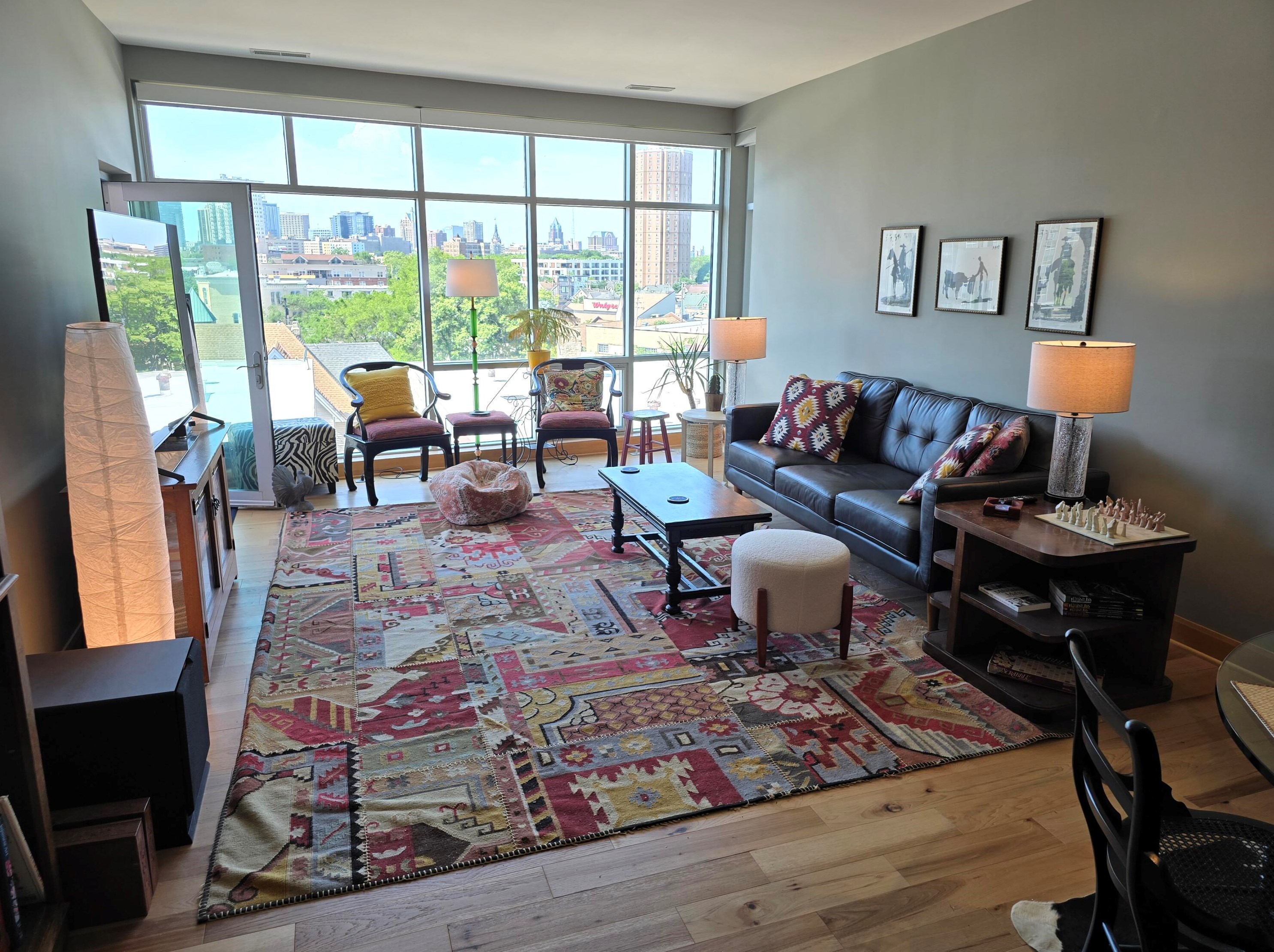 1550 E Royall Pl #502, Milwaukee, WI 53202