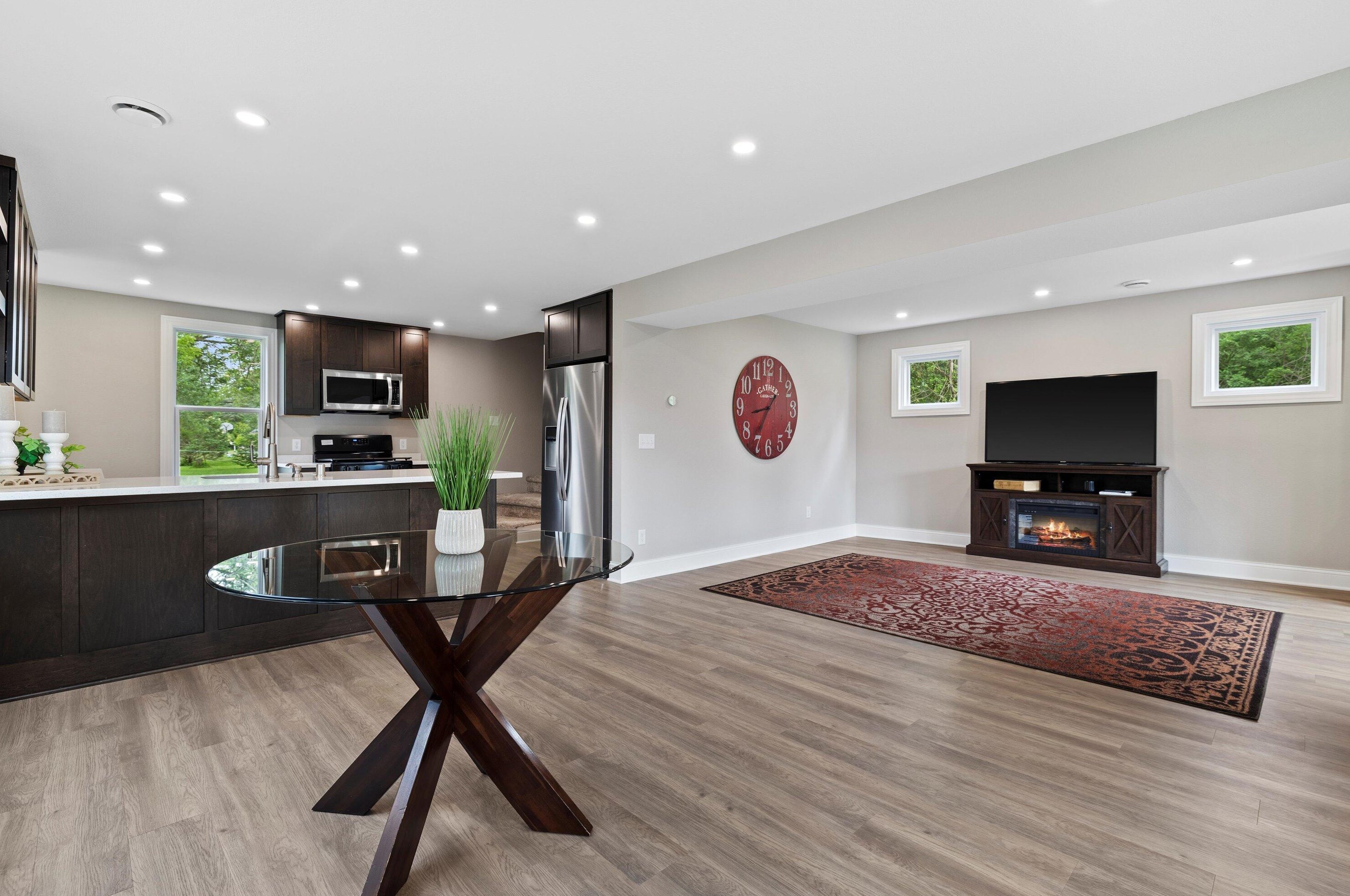 4915 Lakeview Ave, Hubertus, WI 53033