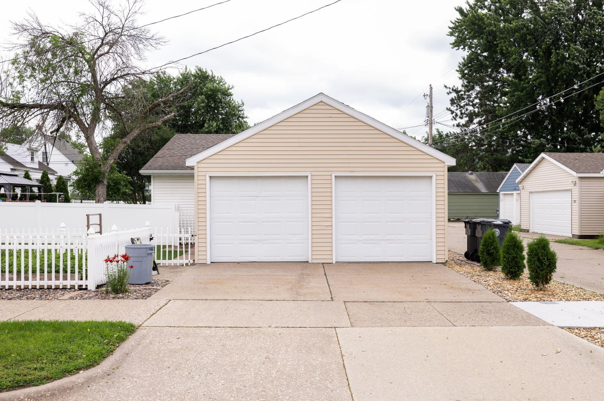 2102 Winnebago St, La Crosse WI  54601-5060 exterior