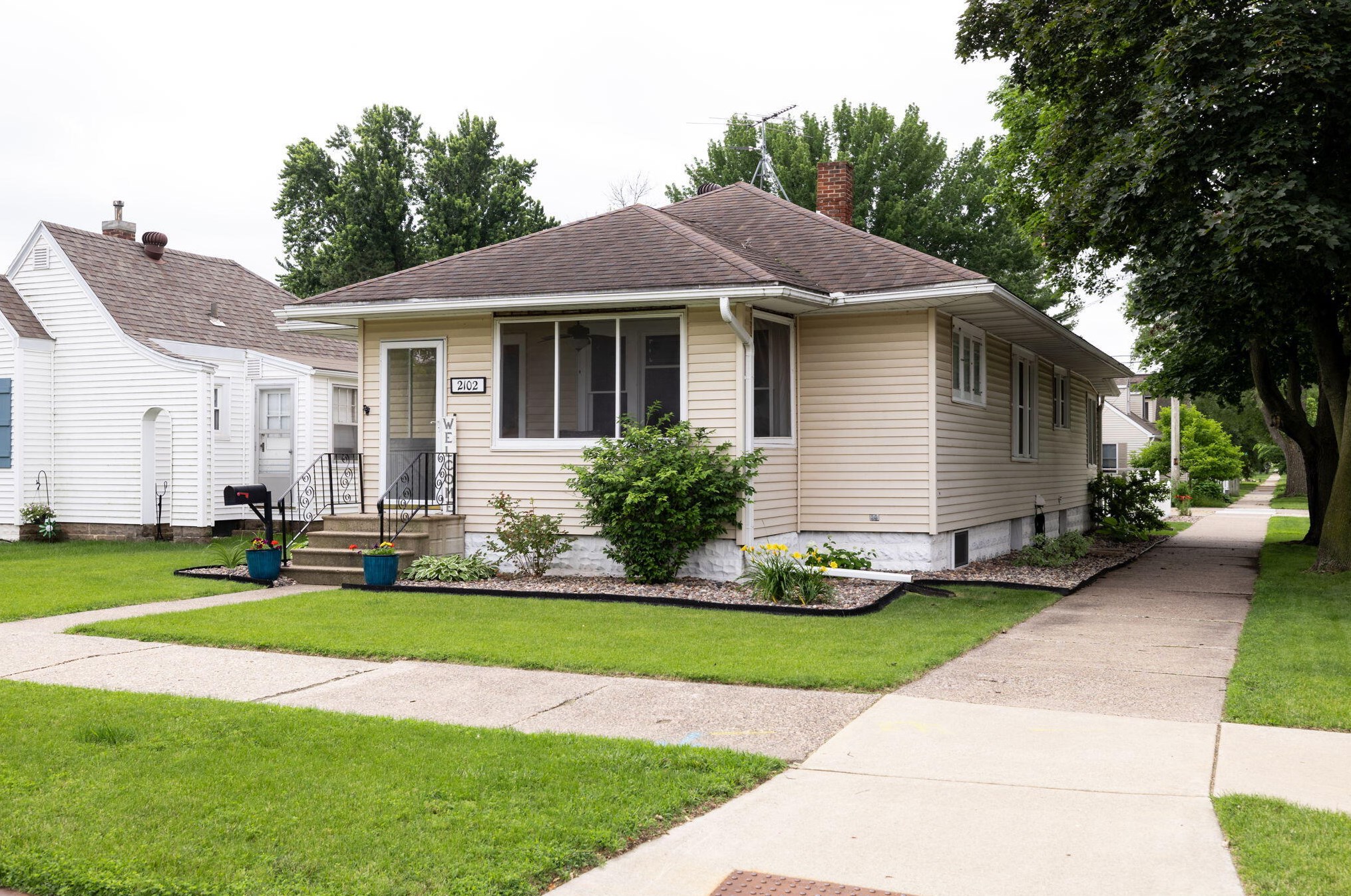 2102 Winnebago St, La Crosse WI  54601-5060 exterior