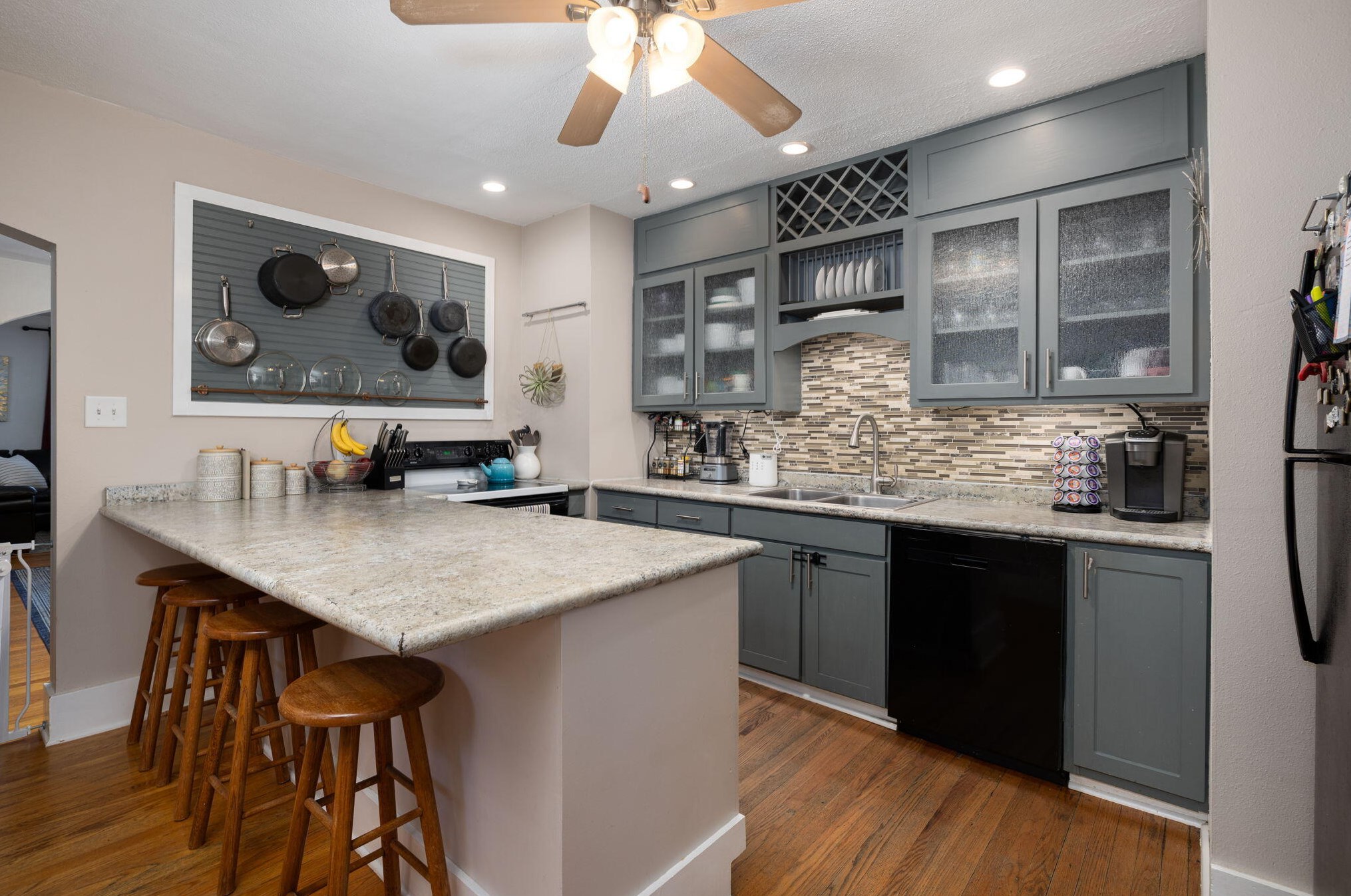 2102 Winnebago St, La Crosse WI  54601-5060 exterior