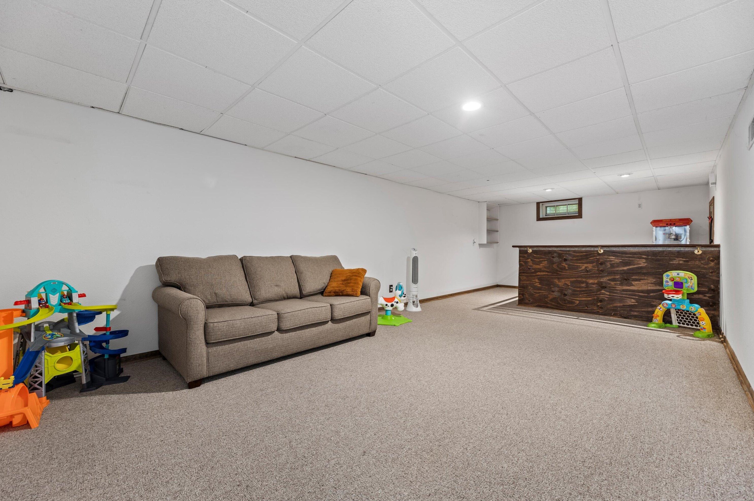 4444 64th St, Milwaukee WI  53220-3418 exterior