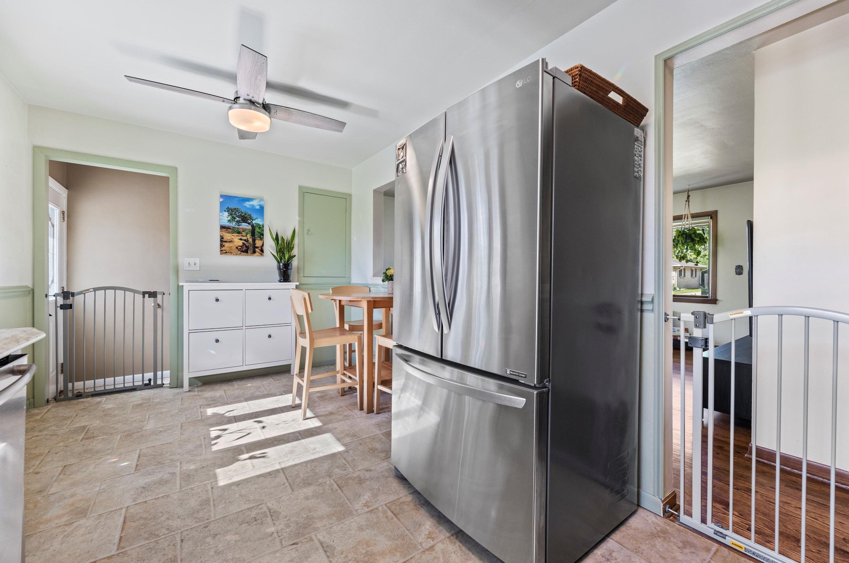 4444 64th St, Milwaukee WI  53220-3418 exterior