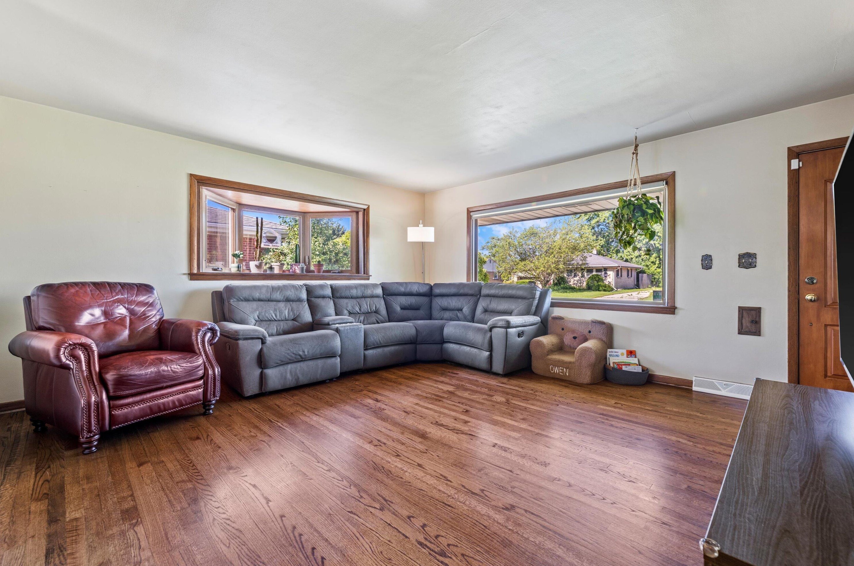 4444 64th St, Milwaukee WI  53220-3418 exterior