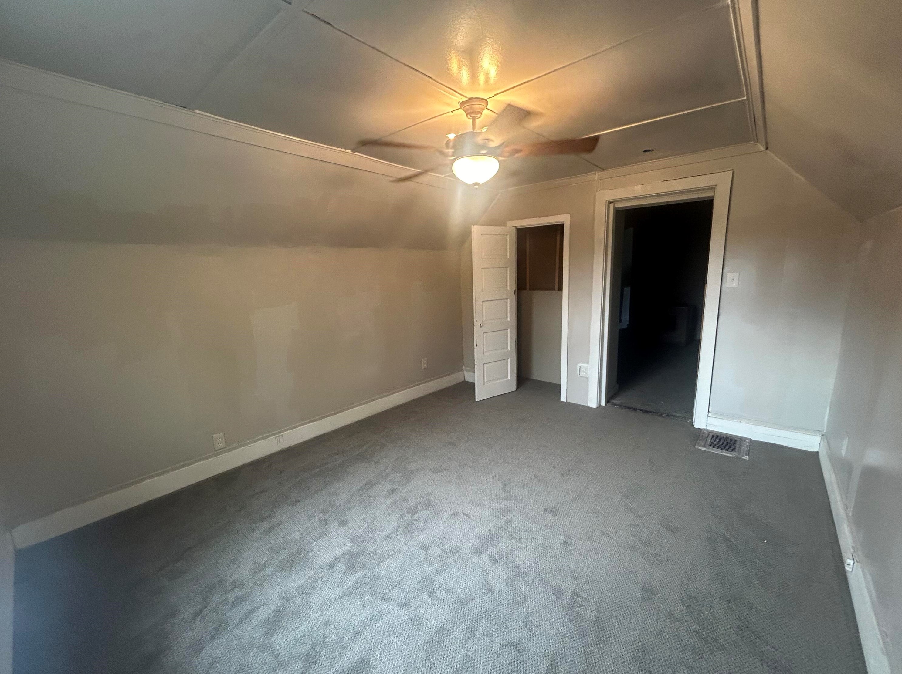 2564 15th St, Milwaukee WI  53206-2001 exterior