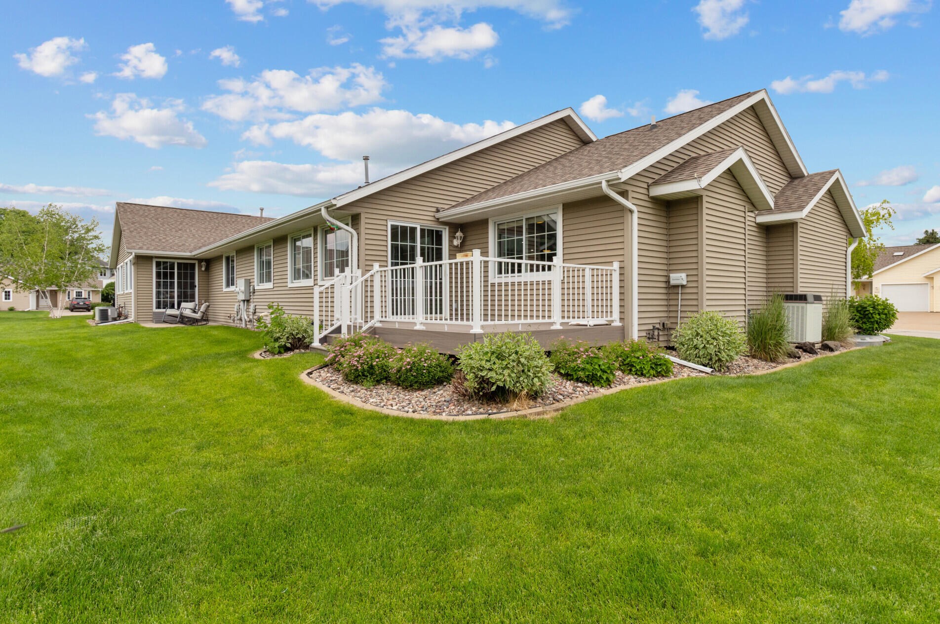 3012 Lakota Pl, La Crosse, WI 54601