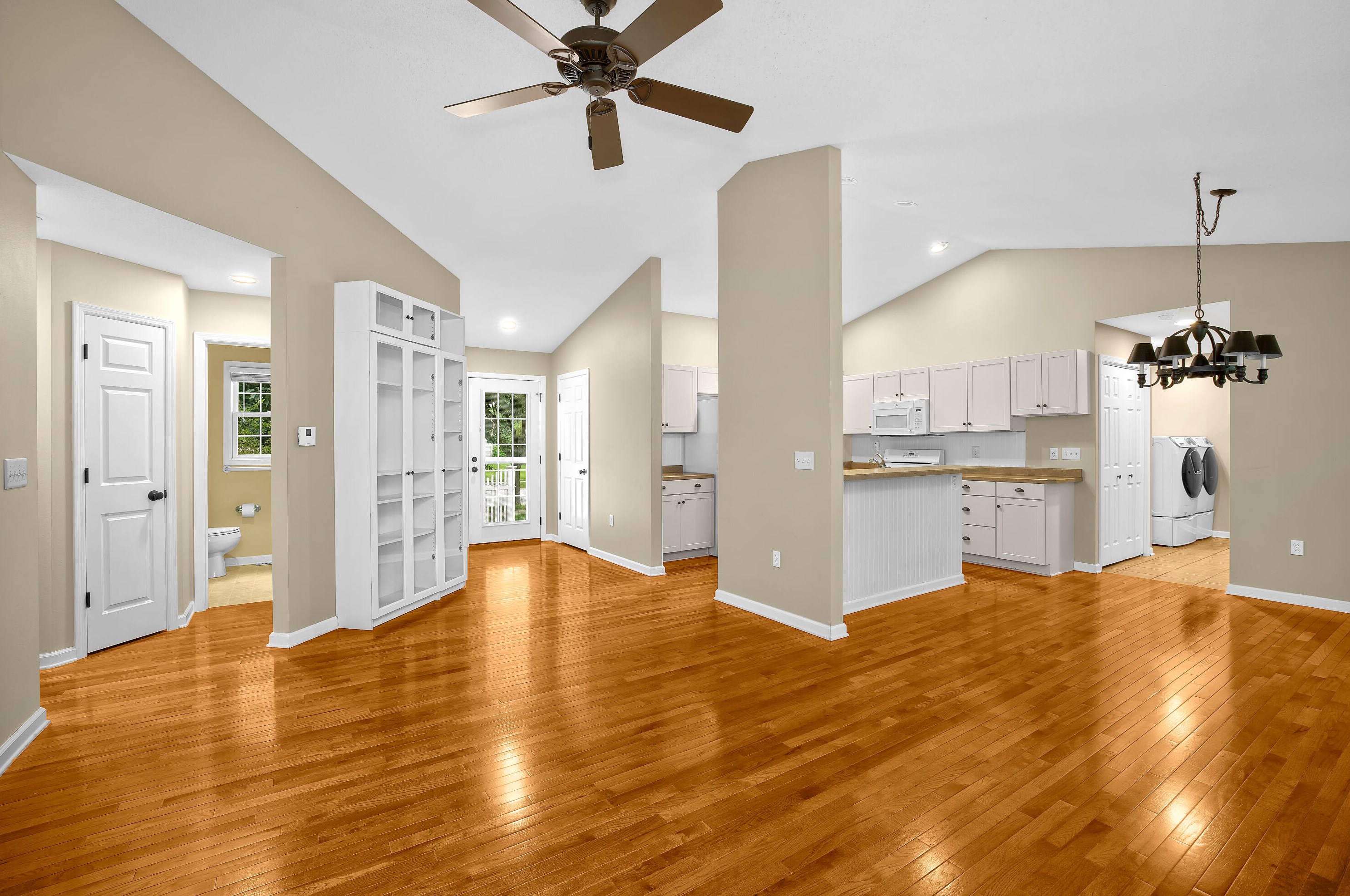 4115 Verchota St, La Crosse, WI 54601