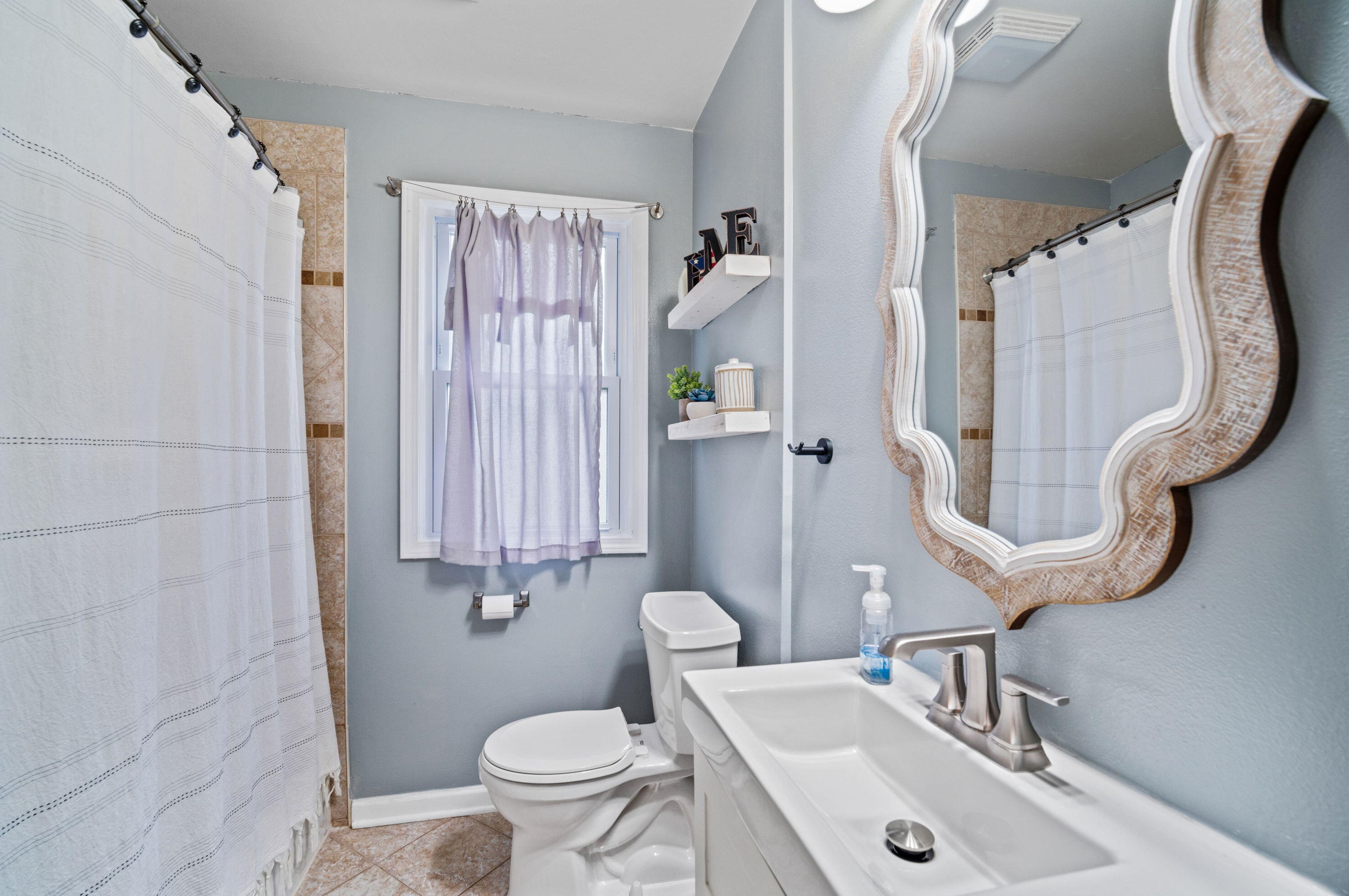 6541 40th Ave, Kenosha WI  53142-7023 exterior