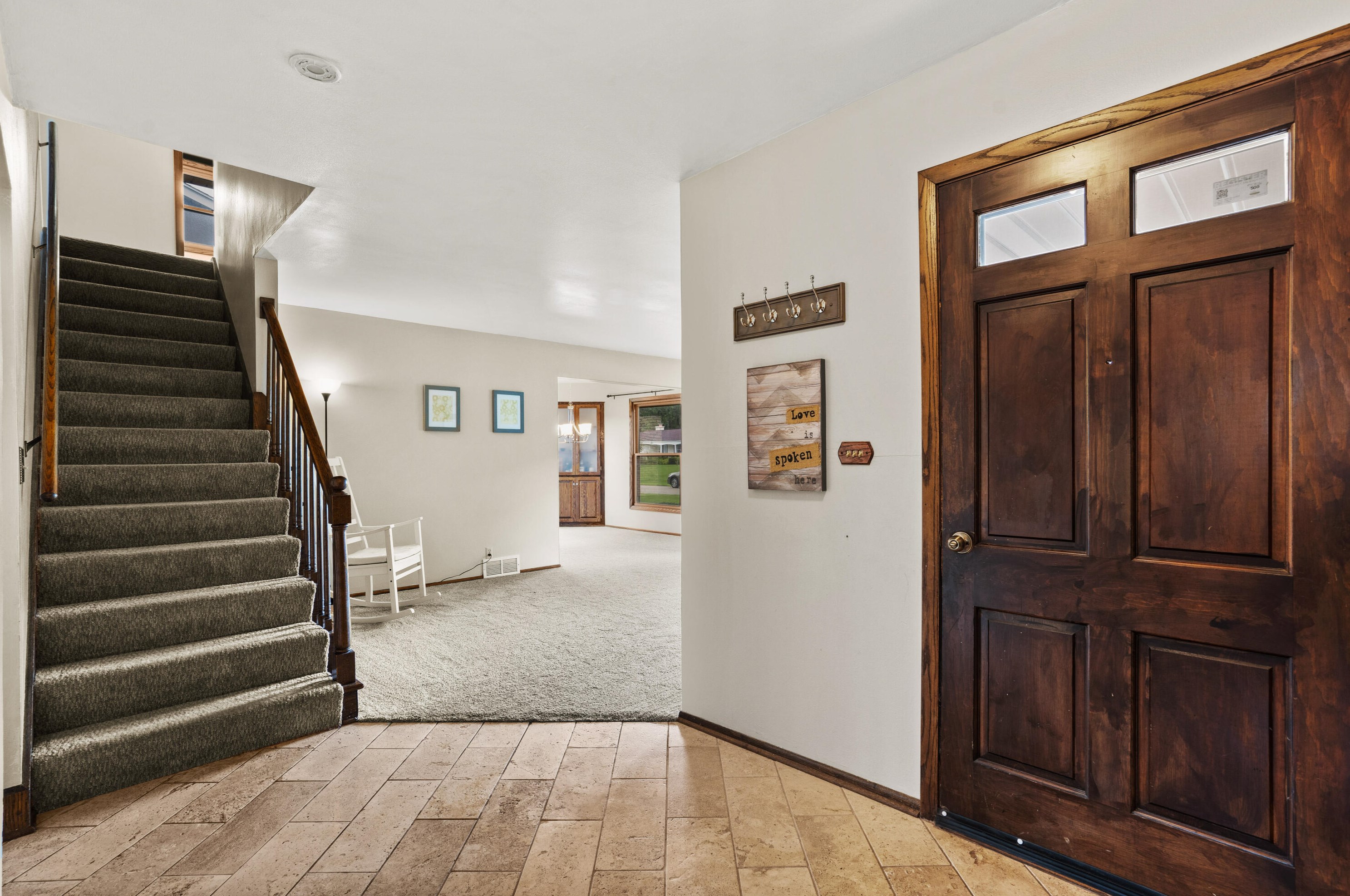 2215 De Carlin Dr, Brookfield, WI 53045