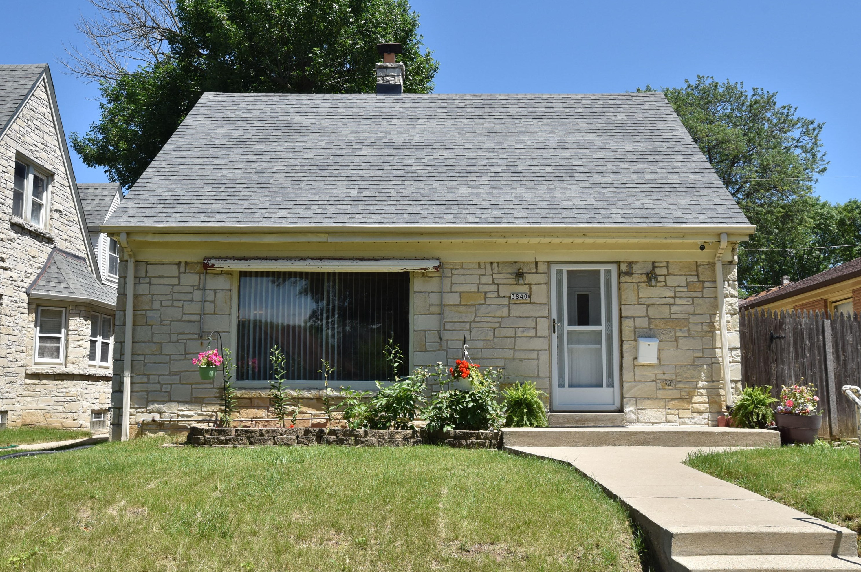 3840 N 54th Blvd, Milwaukee, WI 53216