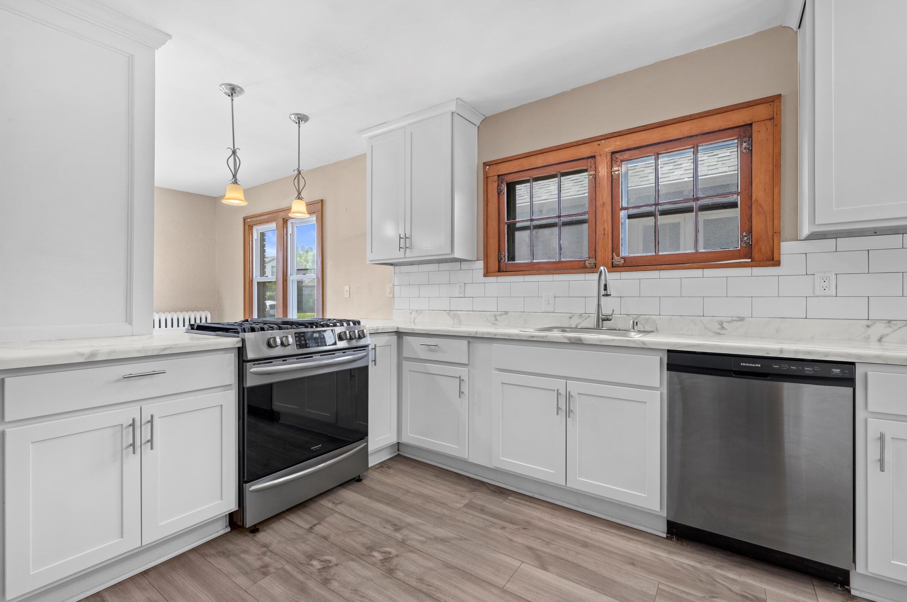 2432 N 55th St, Milwaukee, WI 53210