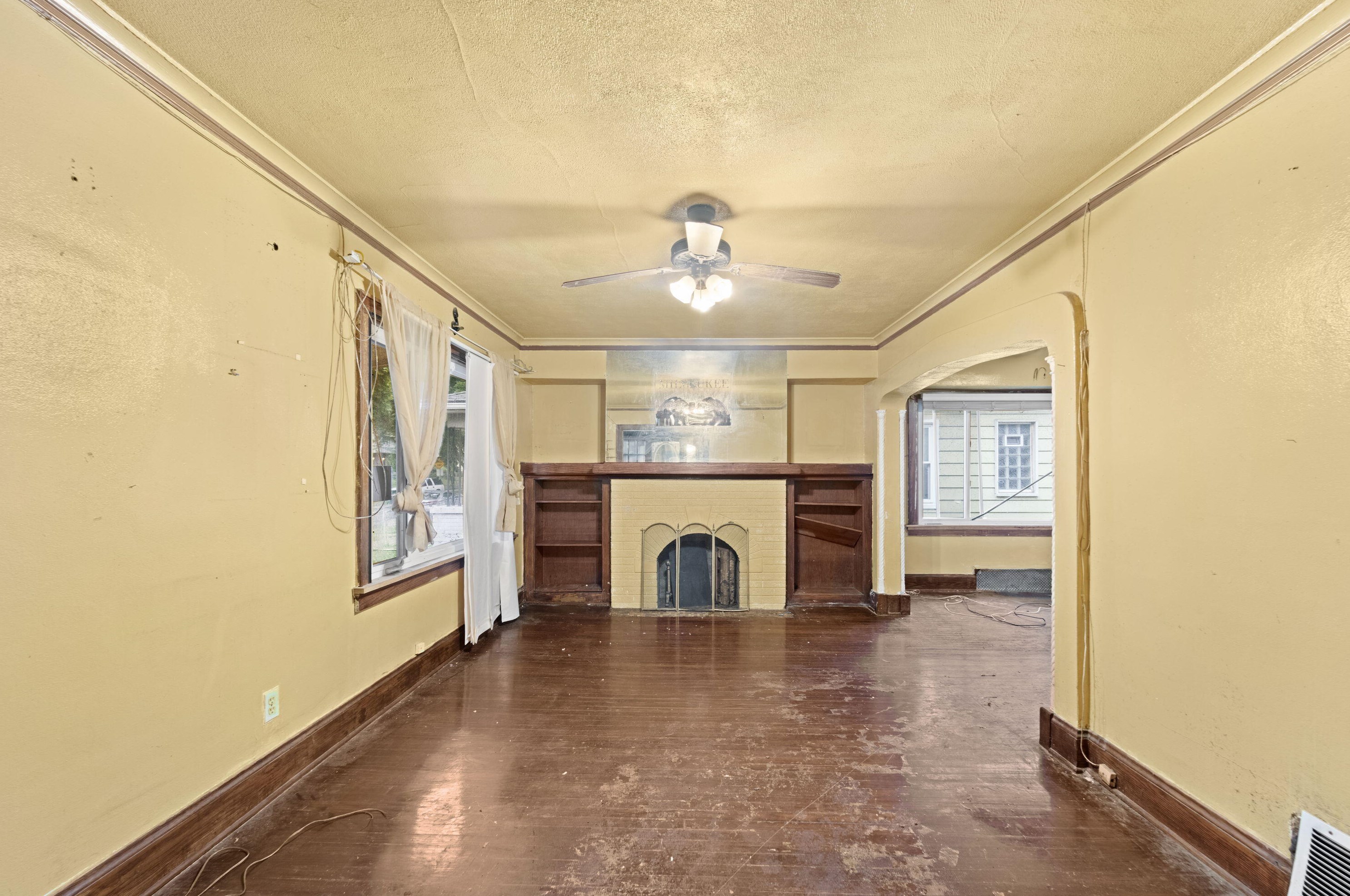 3941 N 25th St, Milwaukee, WI 53206