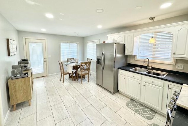 711 16th Pl, Kenosha WI  53140-4407 exterior