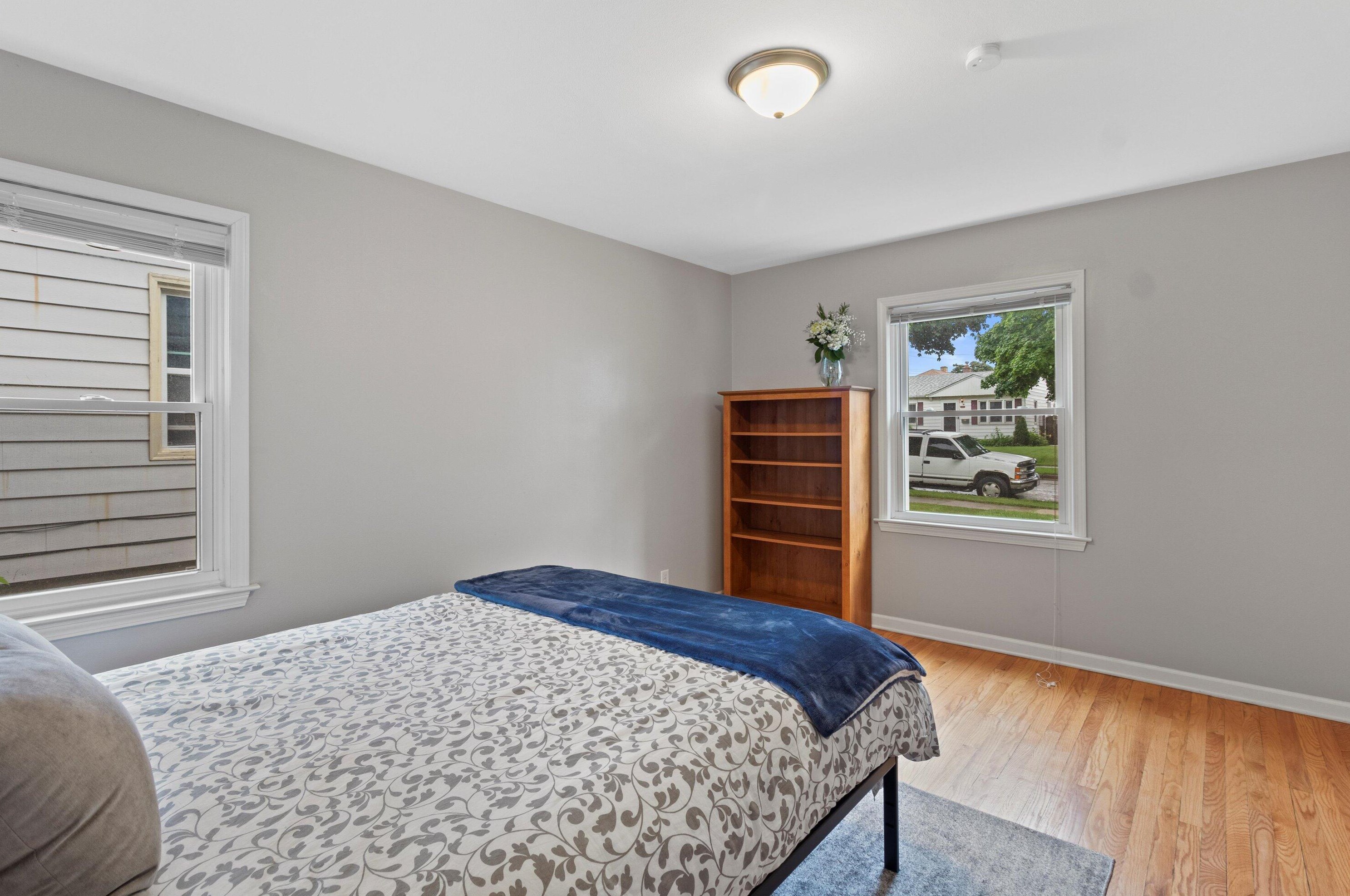 3209 77th St, Milwaukee WI  53219-3743 exterior