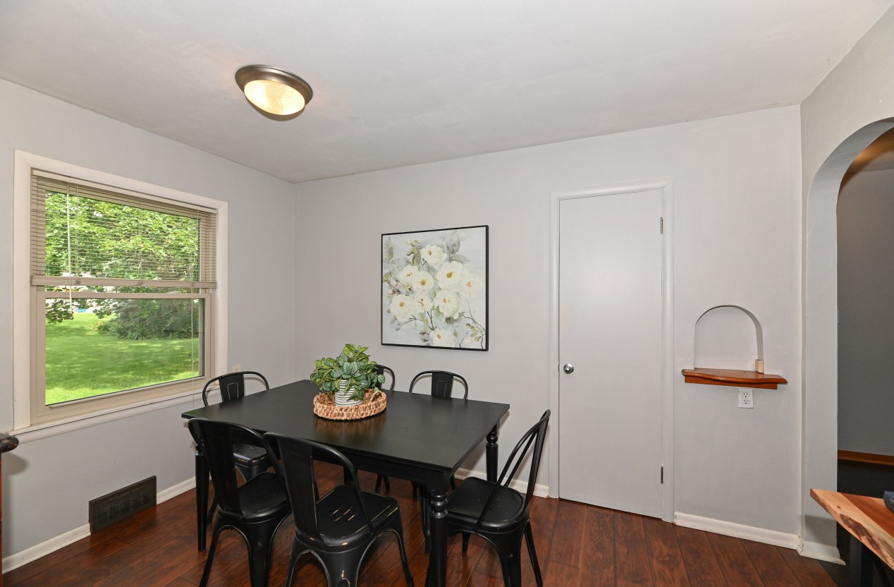 2331 118, Milwaukee WI 53226-1125 exterior