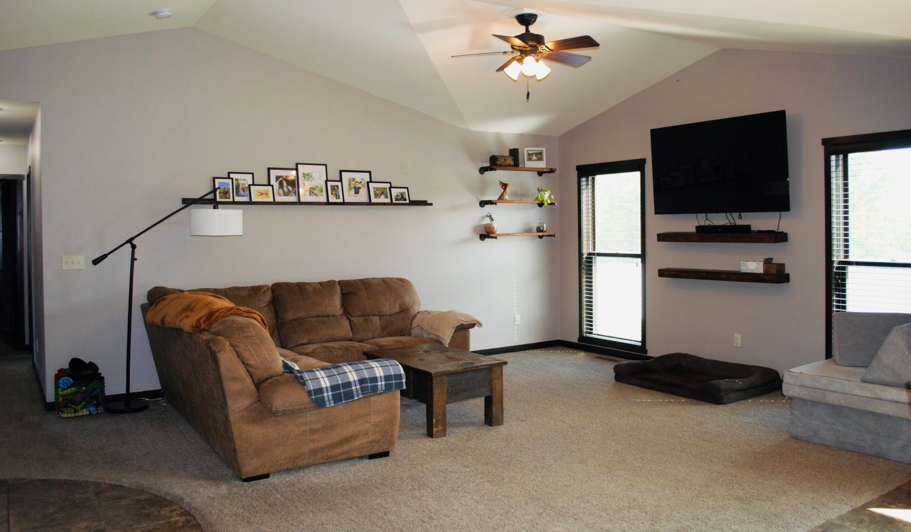 1618 Cherry Ln, Holmen, WI 54636