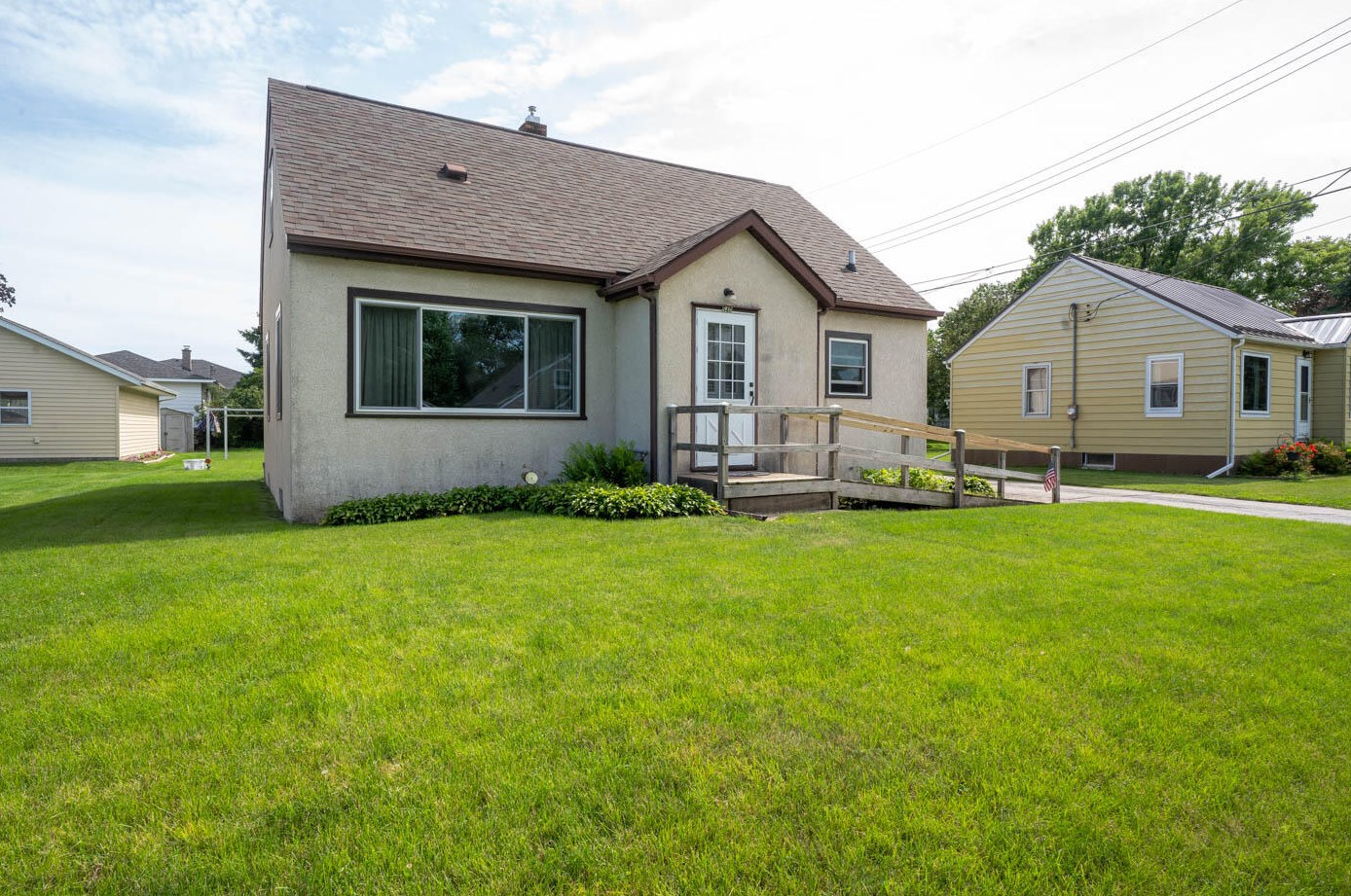 540 Hinkley Rd, La Crosse, WI 54601