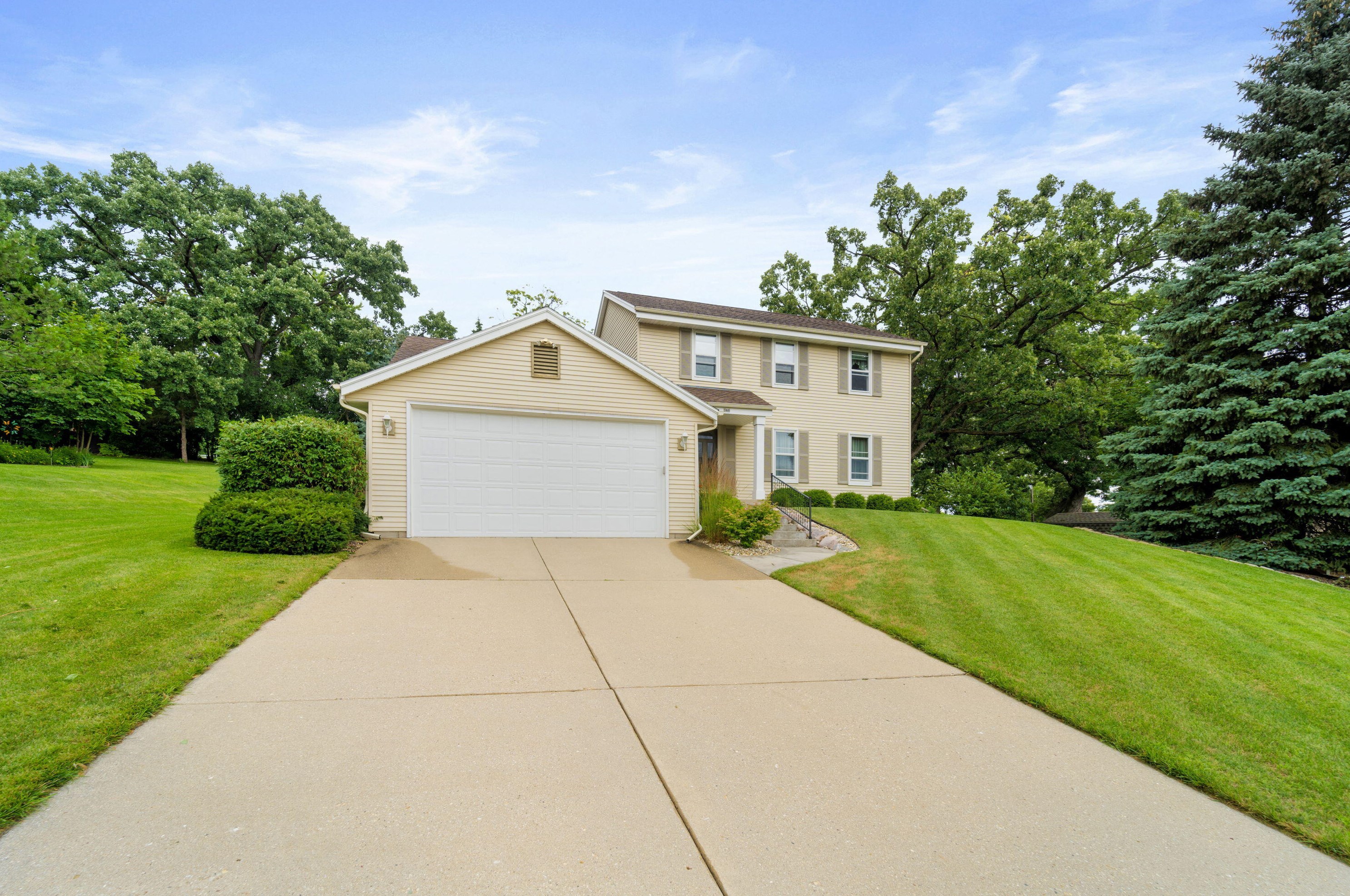 386 Dale Dr, Lyons, WI 53105