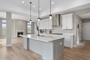 2702 Harbor Ct, Delavan, WI 53115 - Photo 12