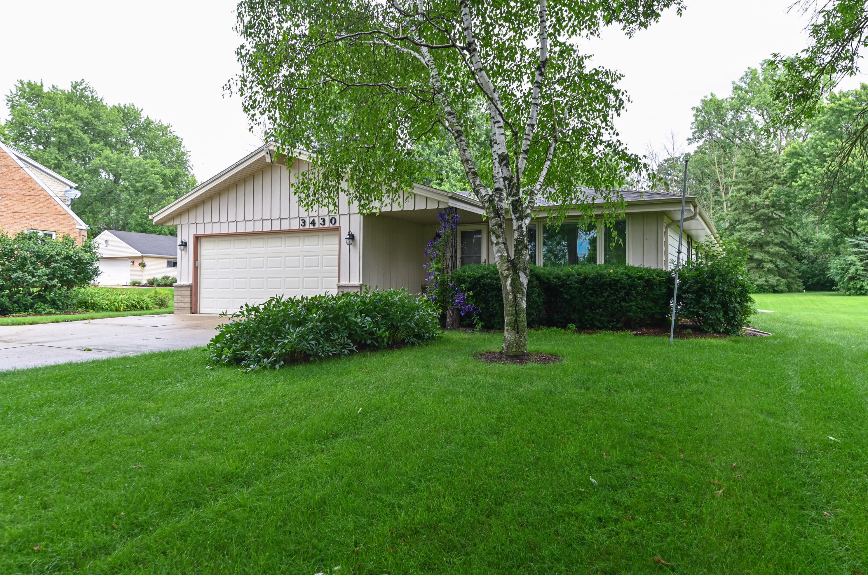 3430 Lilly Rd, Brookfield, WI 53005-7609