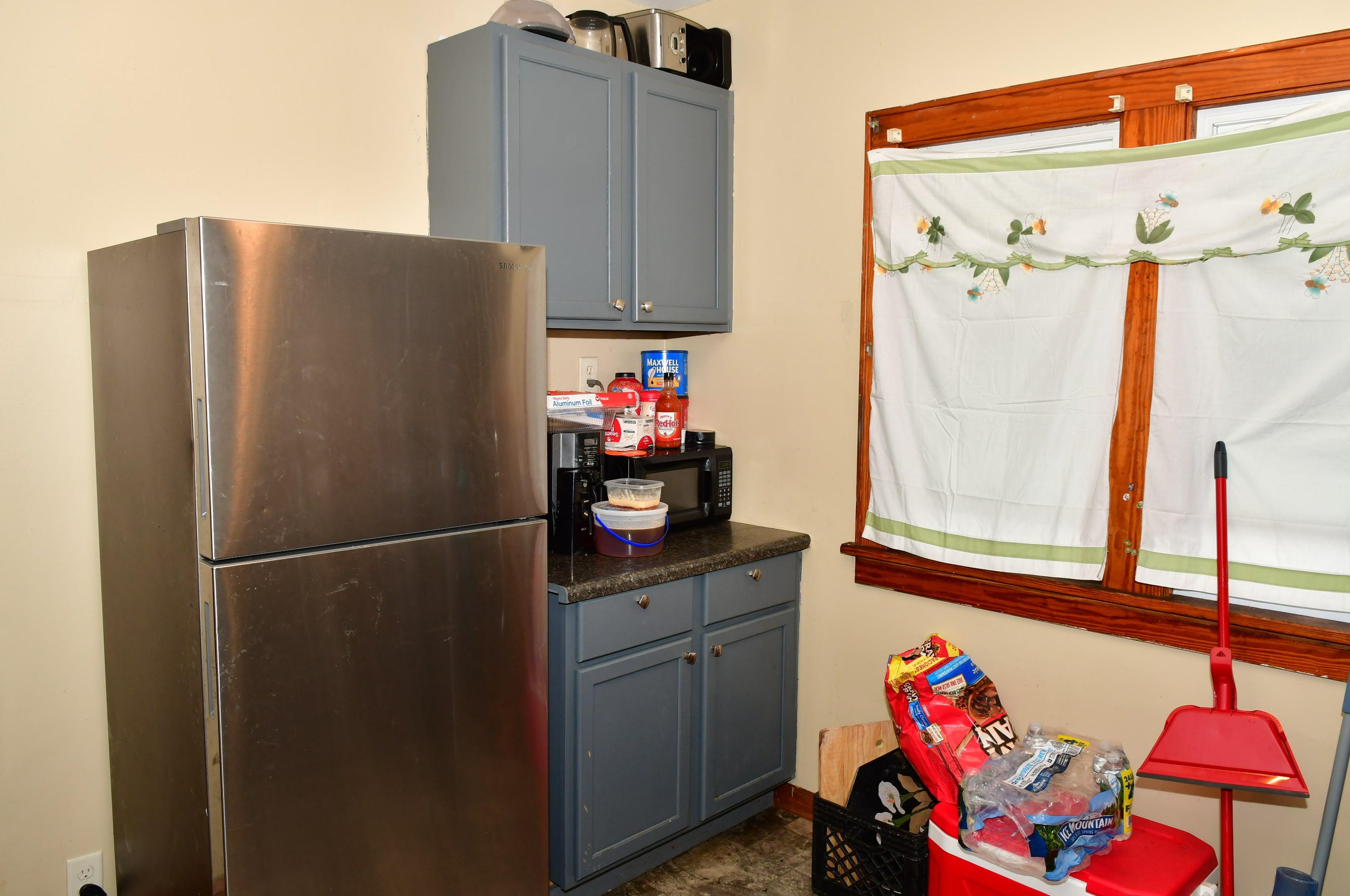 5331 33, Milwaukee WI 53208-1965 exterior