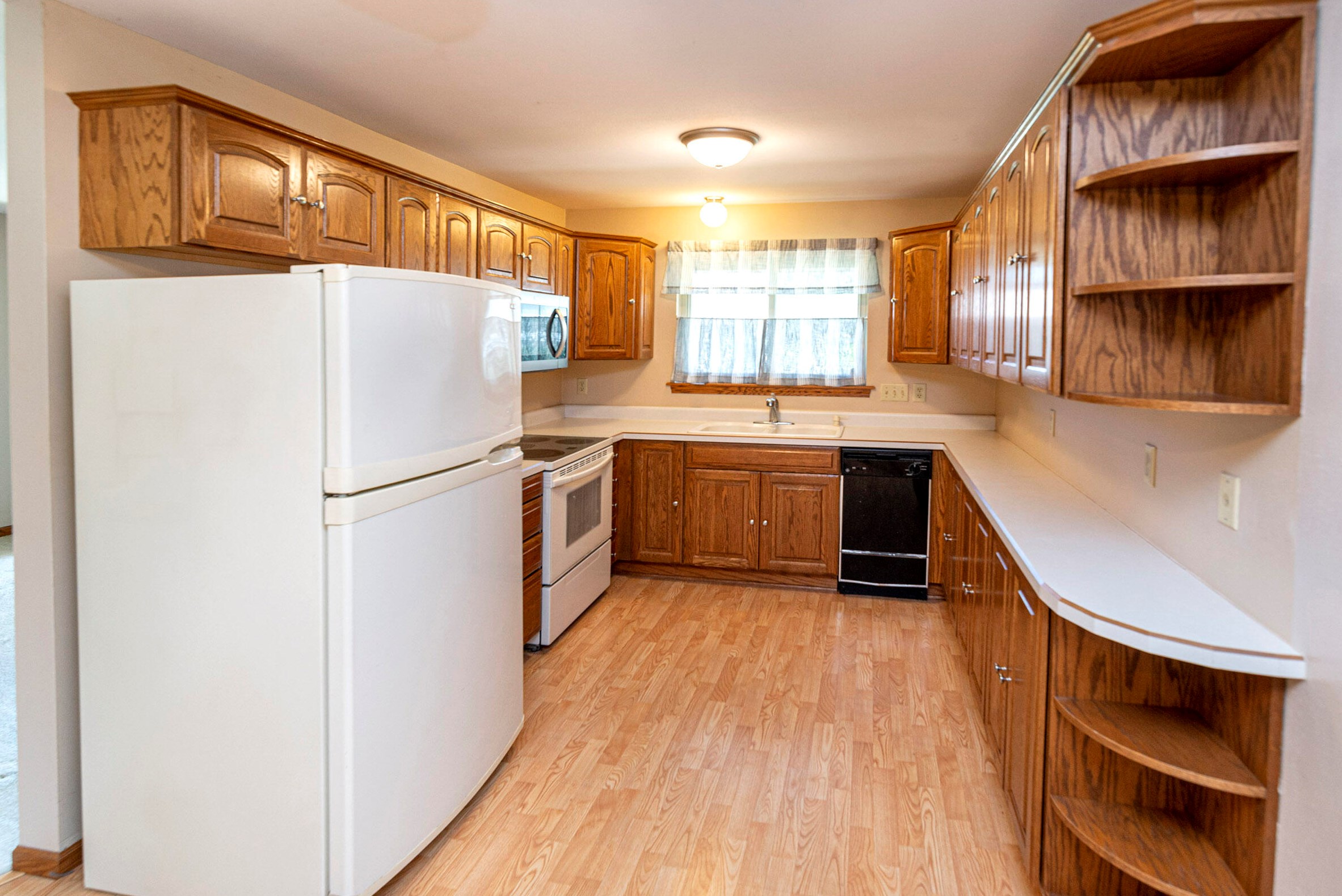 6360 20th St, Milwaukee WI 53221-5255 exterior