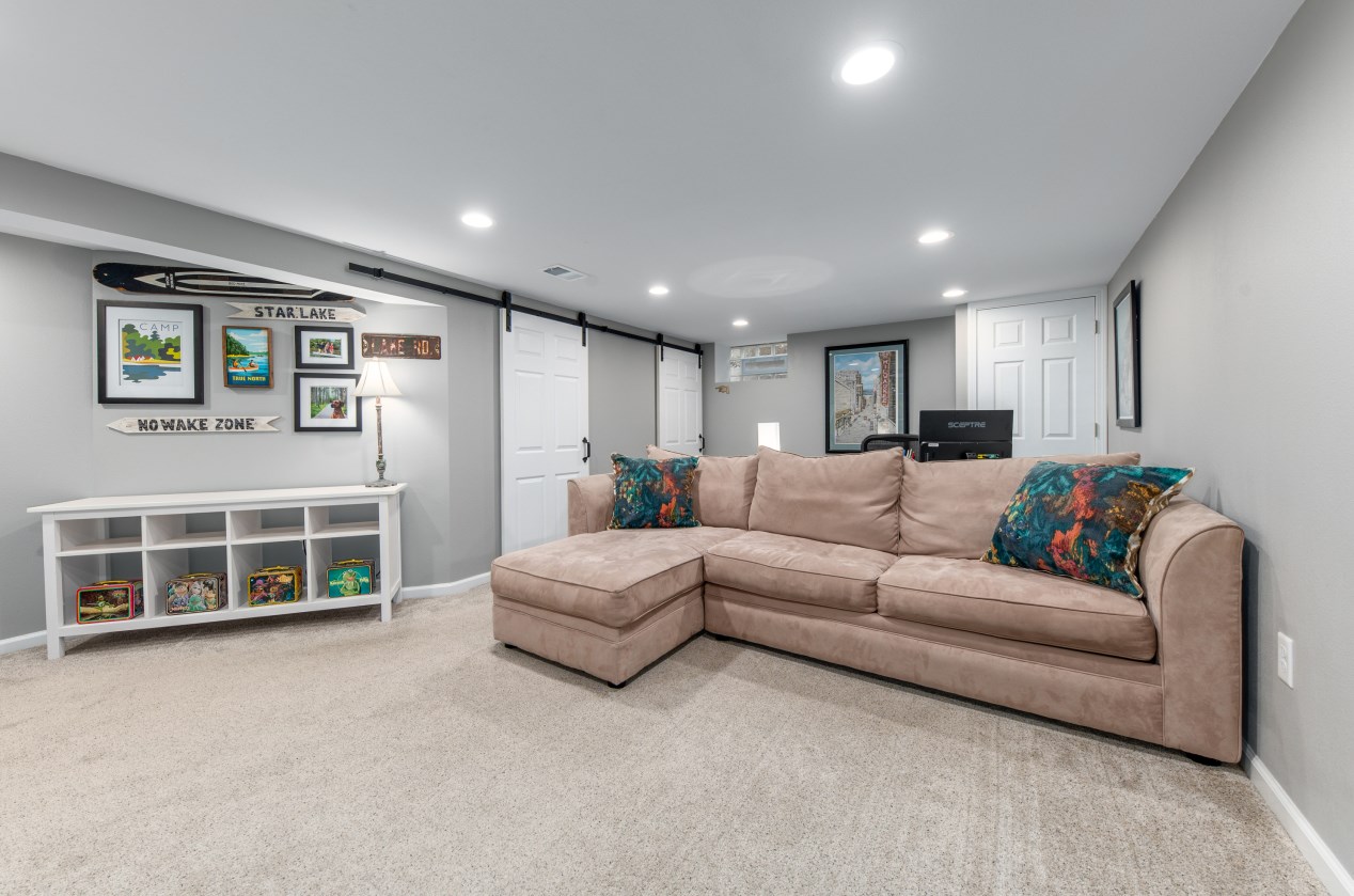 2337 81, Milwaukee WI 53219-1729 exterior