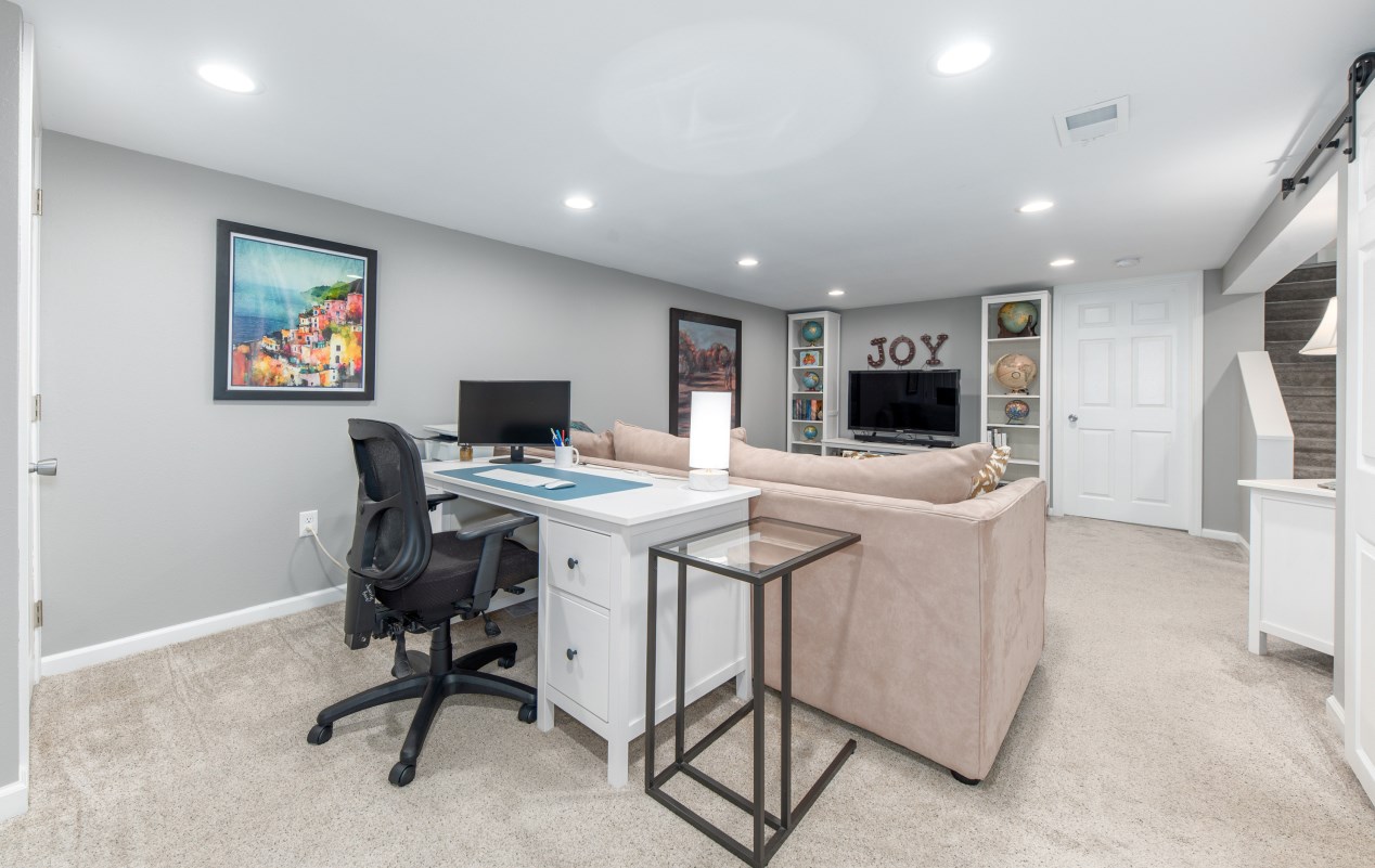 2337 81, Milwaukee WI 53219-1729 exterior