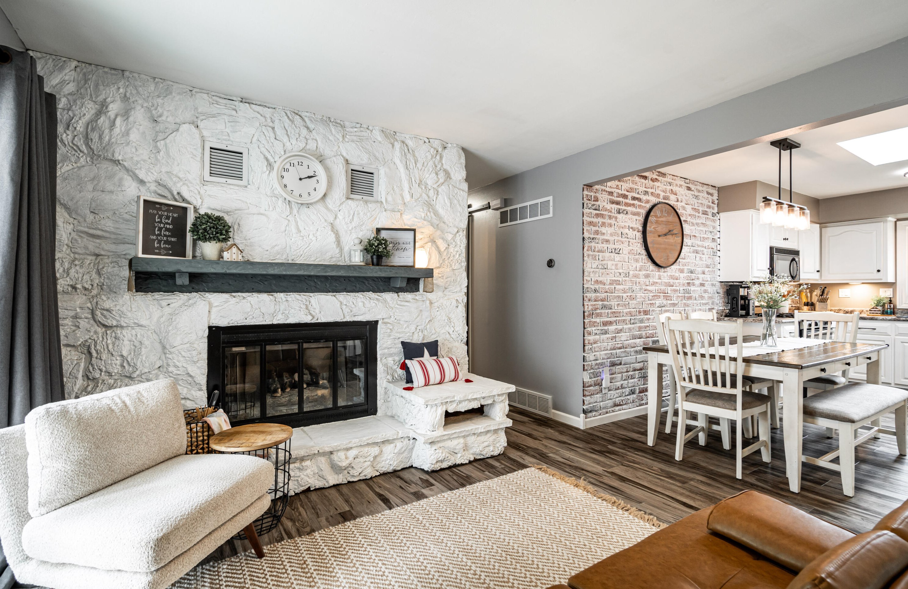 5205 W Cold Spring Rd, Milwaukee, WI 53220