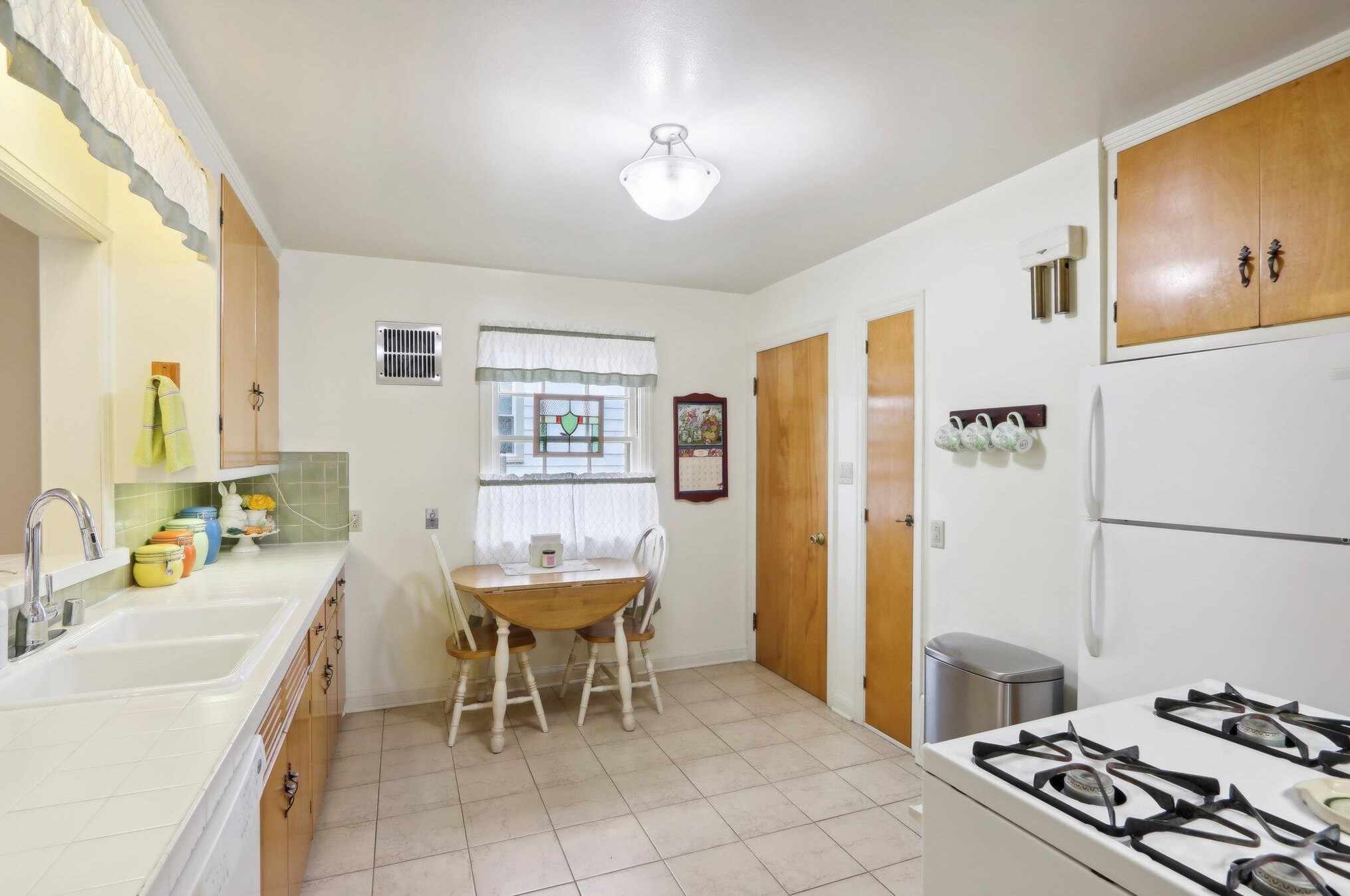 2728 63rd St, Milwaukee WI  53210-2148 exterior