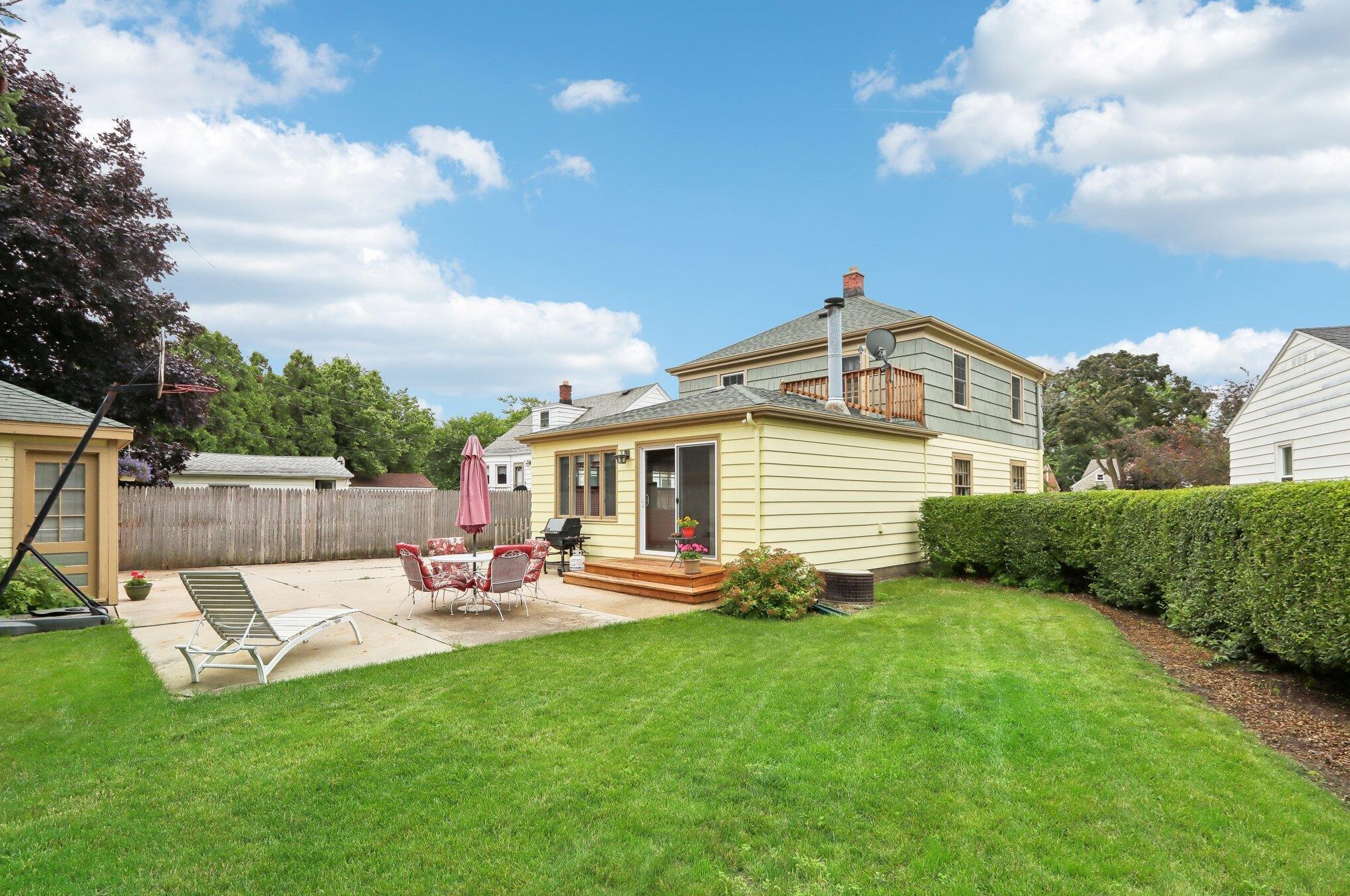 2728 63rd St, Milwaukee WI  53210-2148 exterior