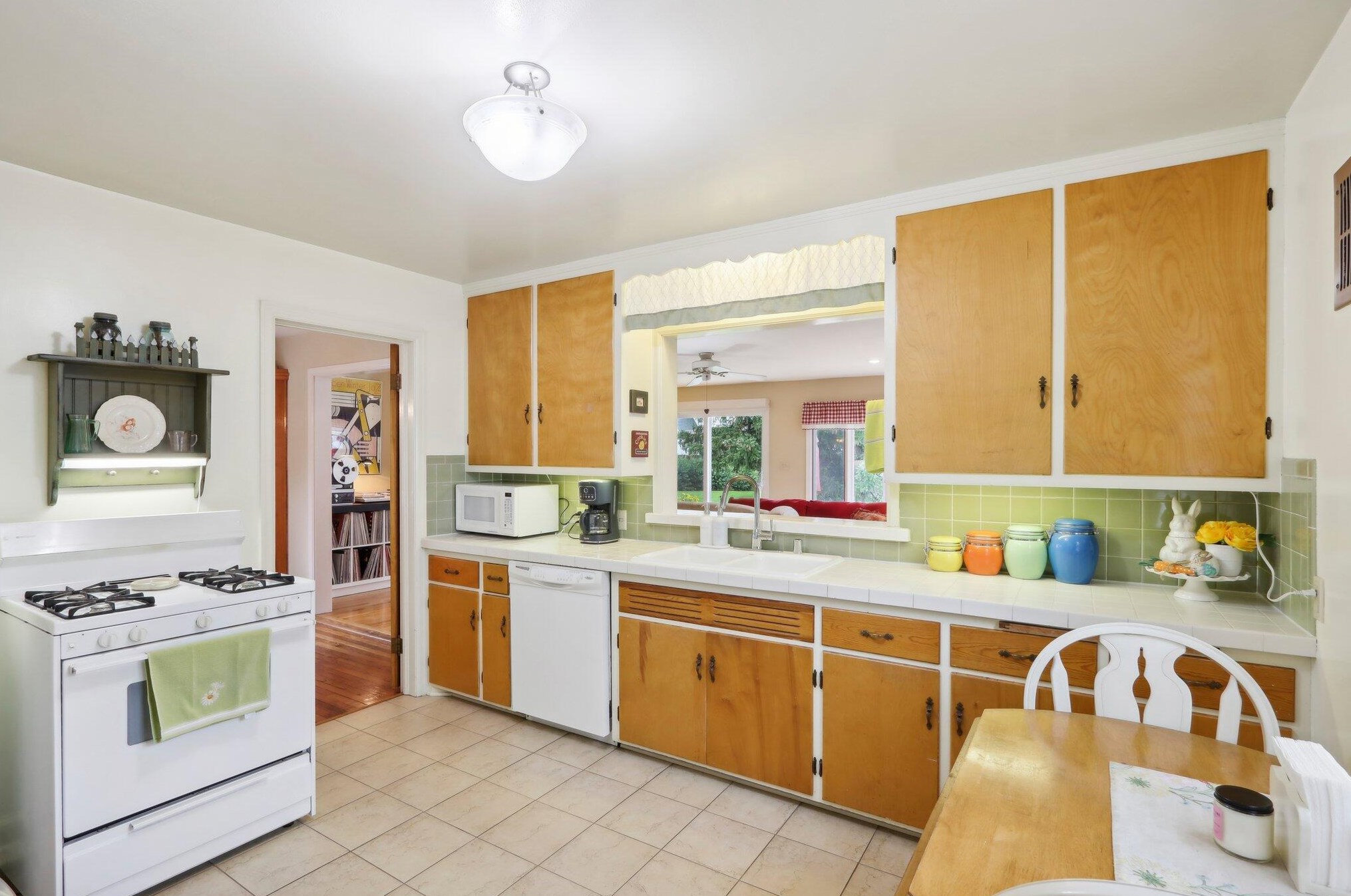 2728 63rd St, Milwaukee WI  53210-2148 exterior