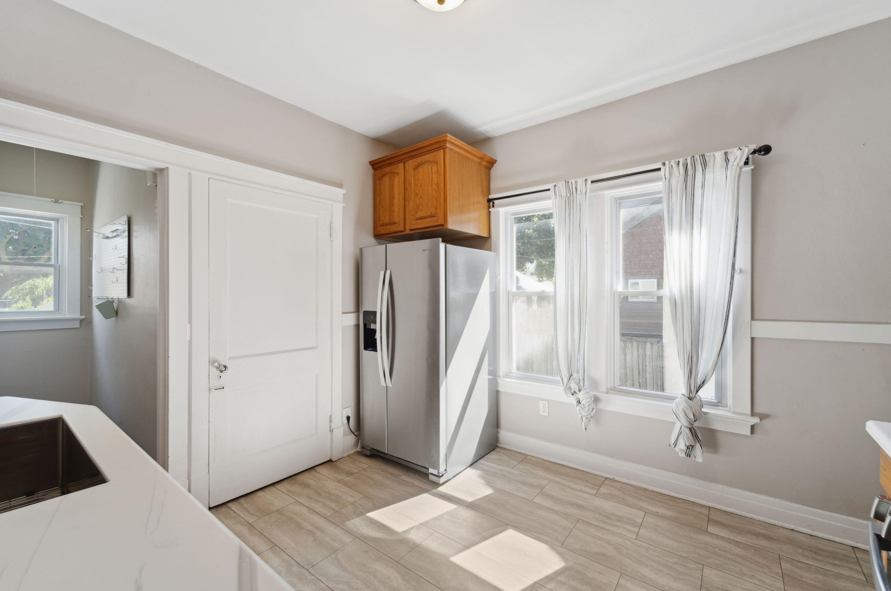 5422 Lloyd St, Milwaukee WI  53208-1001 exterior