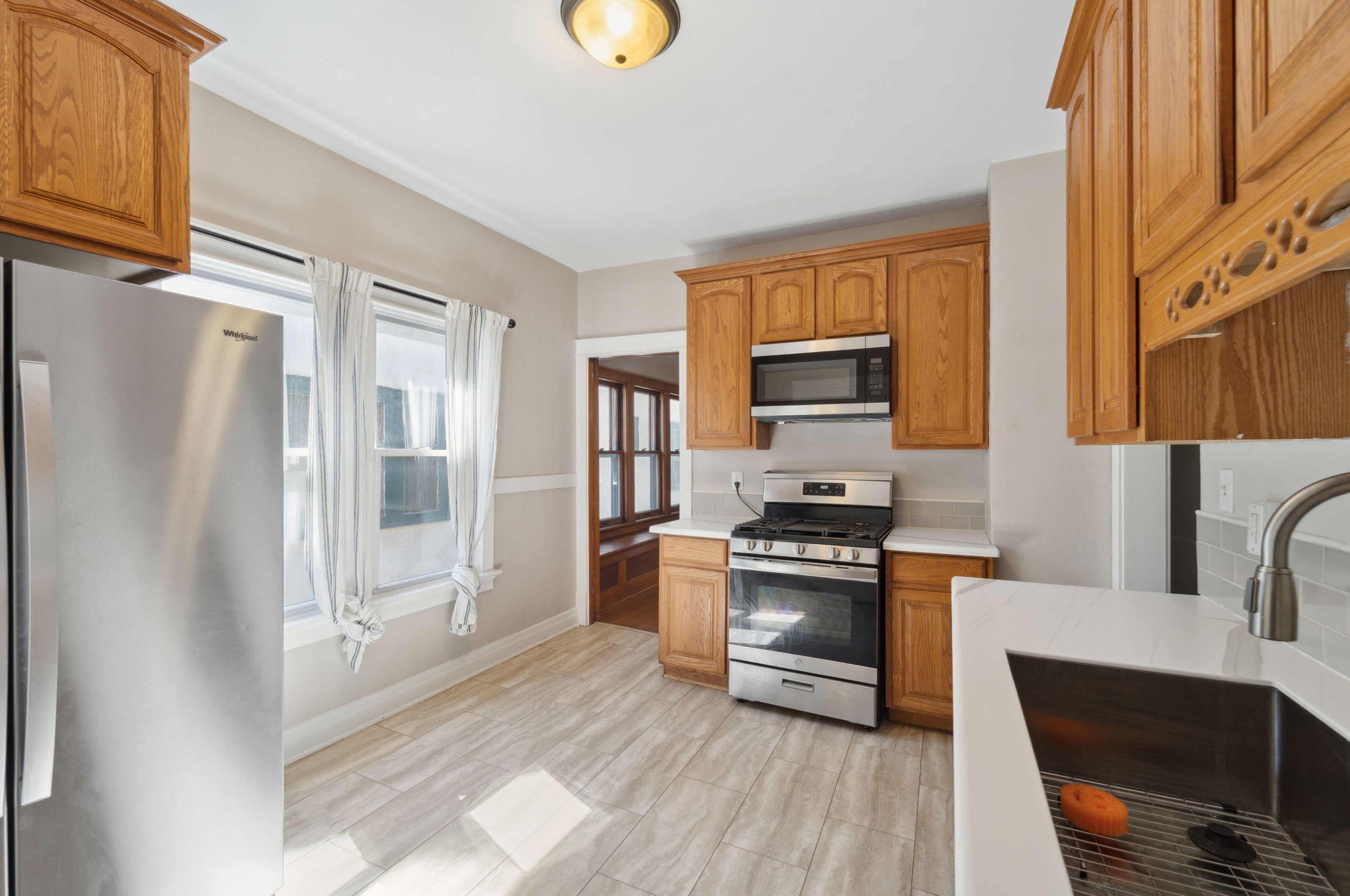 5422 Lloyd St, Milwaukee WI  53208-1001 exterior