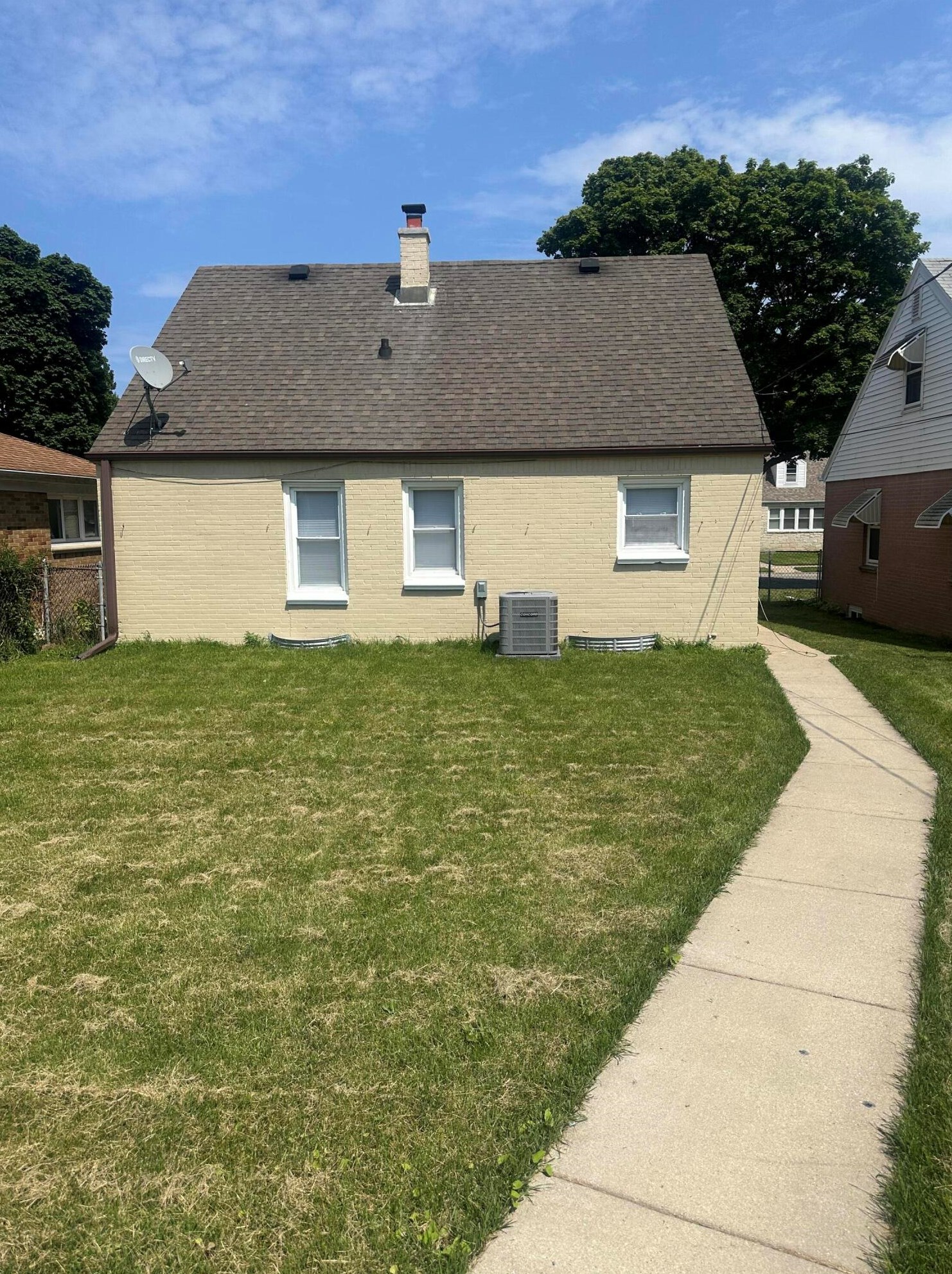 5167 N 64th St, Milwaukee, WI 53218