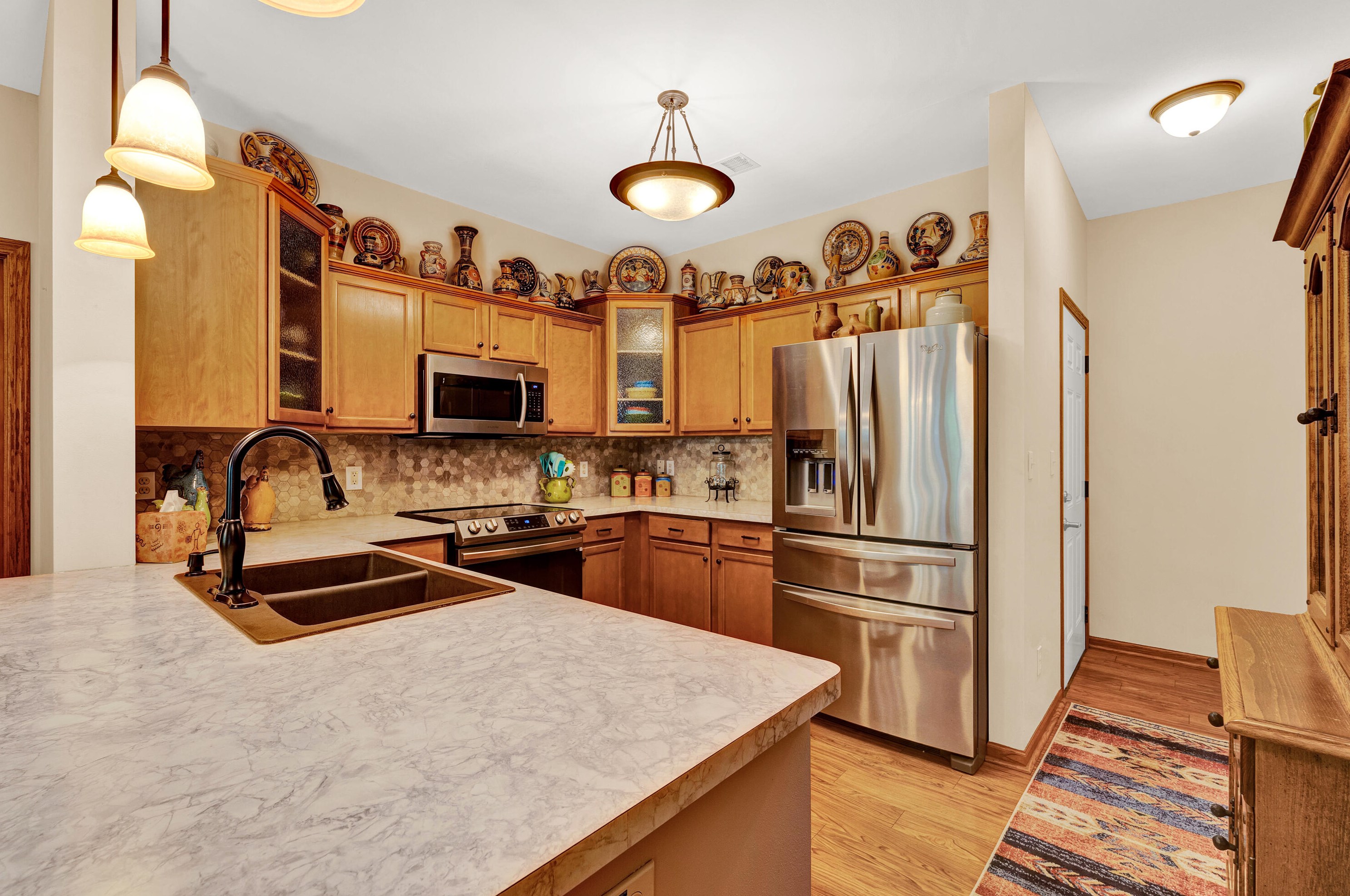 936 Autumn Ridge Ln, Hartford, WI 53027
