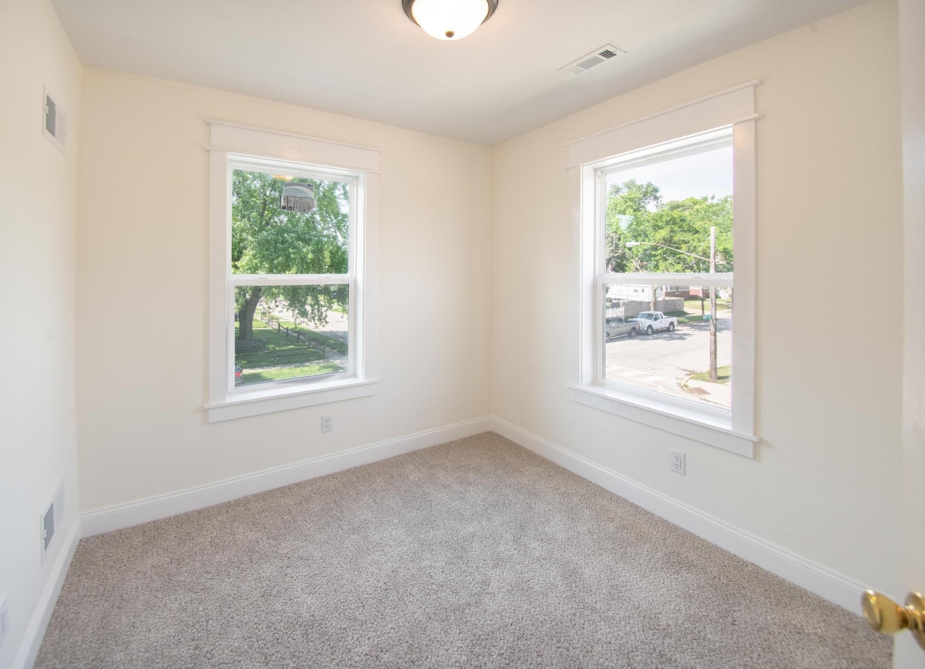 1516 69th St, Kenosha WI  53143-5347 exterior