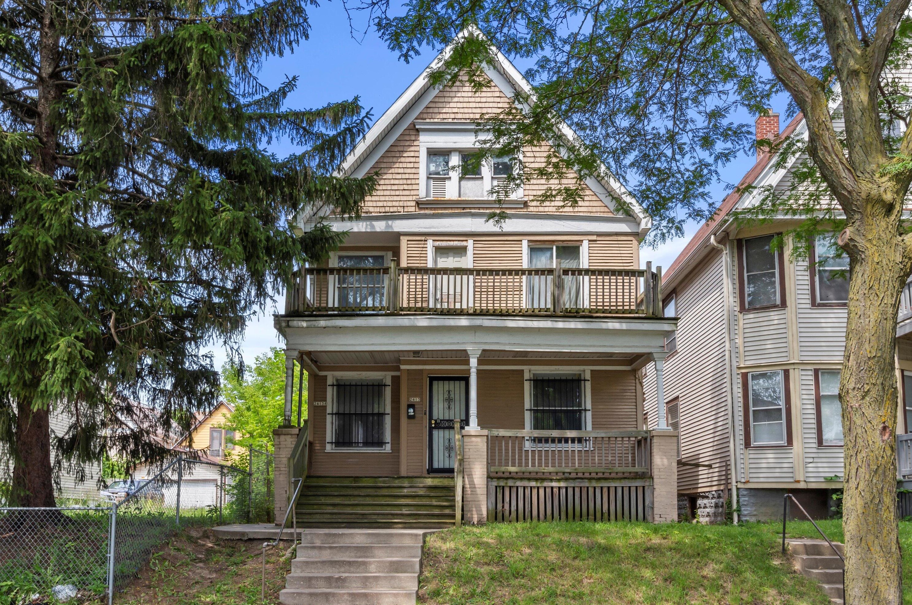 2413 N 33rd St, Milwaukee, WI 53210